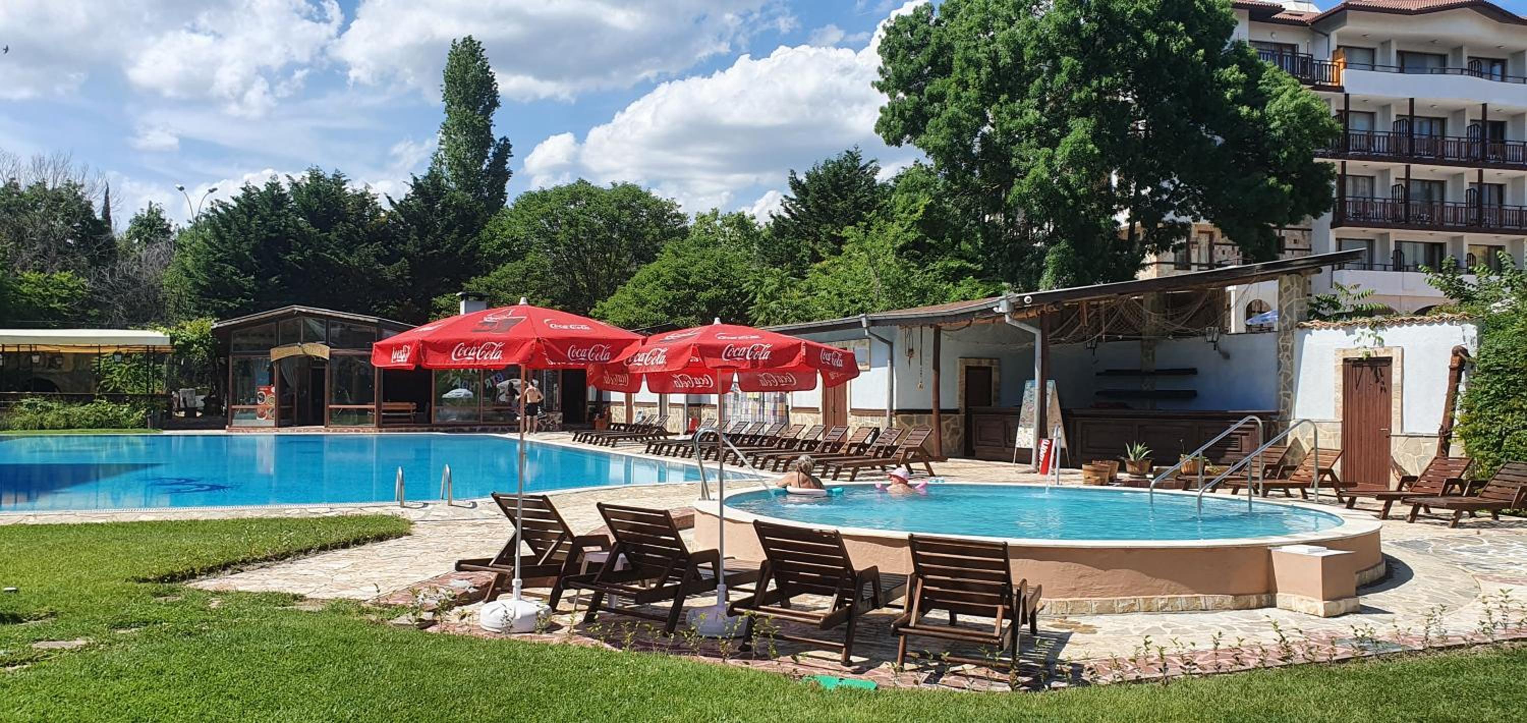 Charming sunny apartment+swimming pool