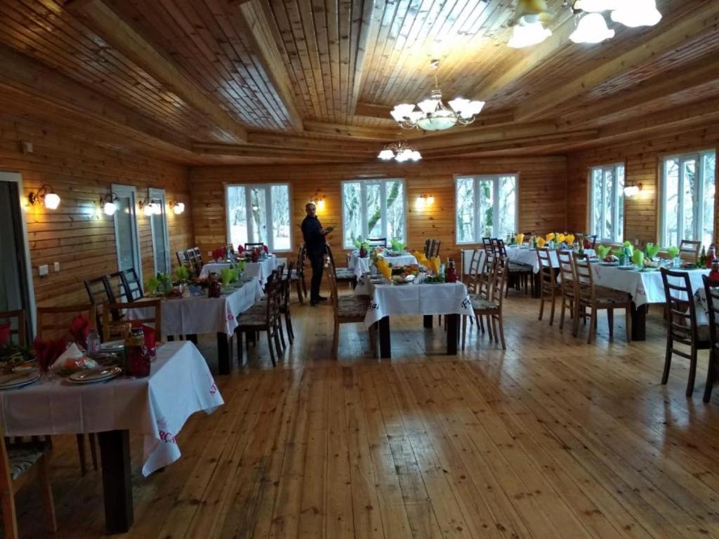 WoodenCottages