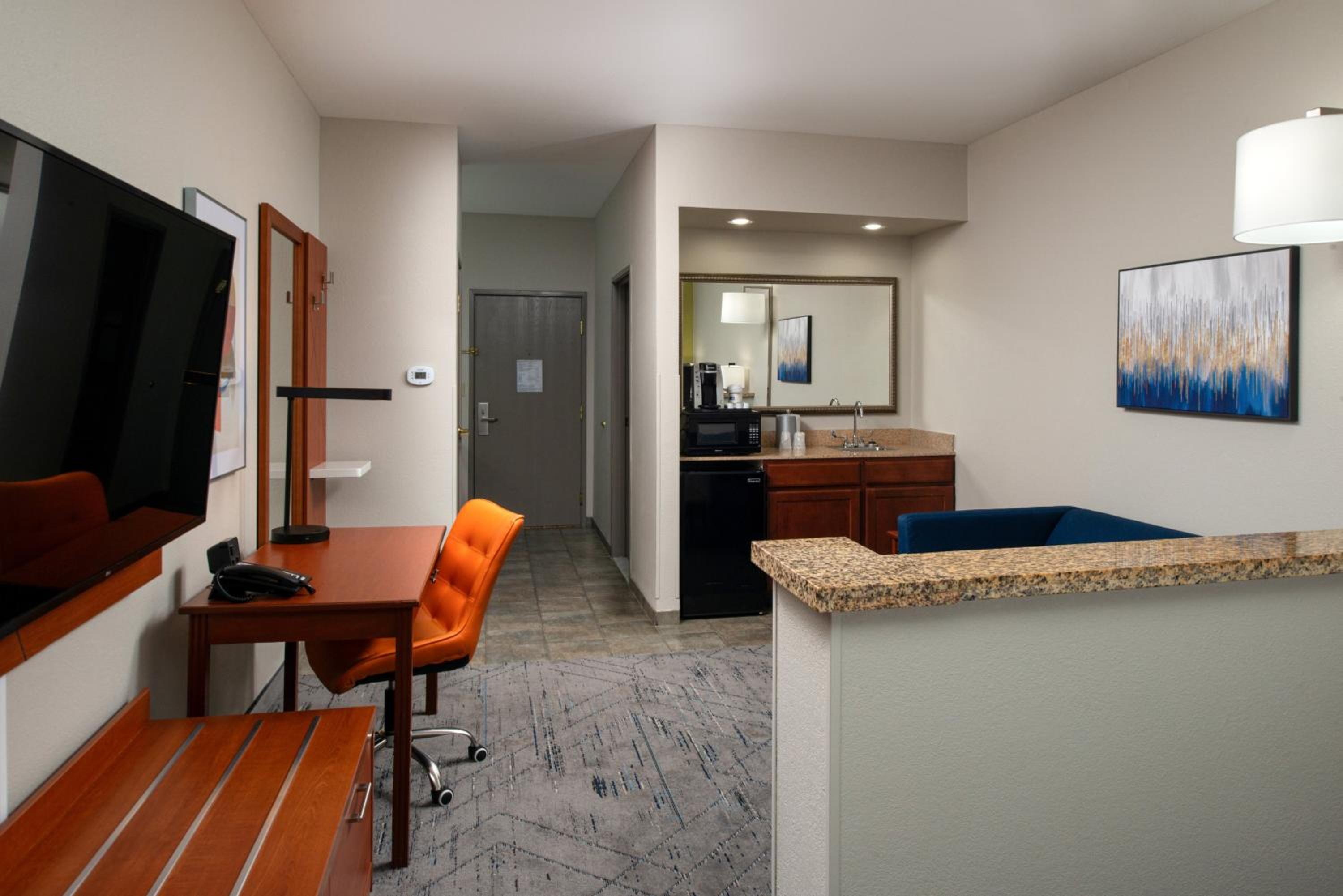 Farmington Vacations - Holiday Inn Express Hotel  Suites Farmington, an IHG Hotel - Property Image 31