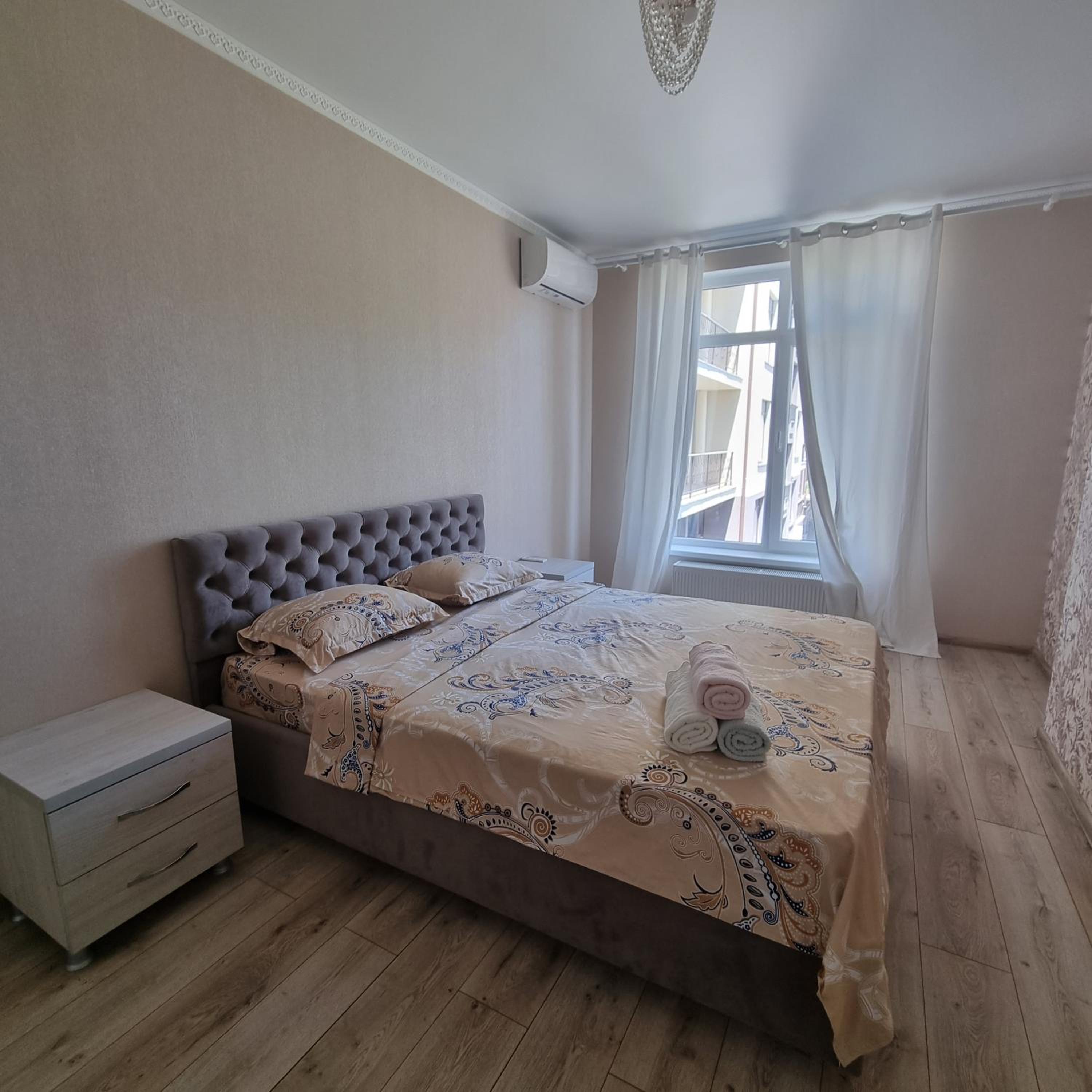 Rixon Central Apartments view 4