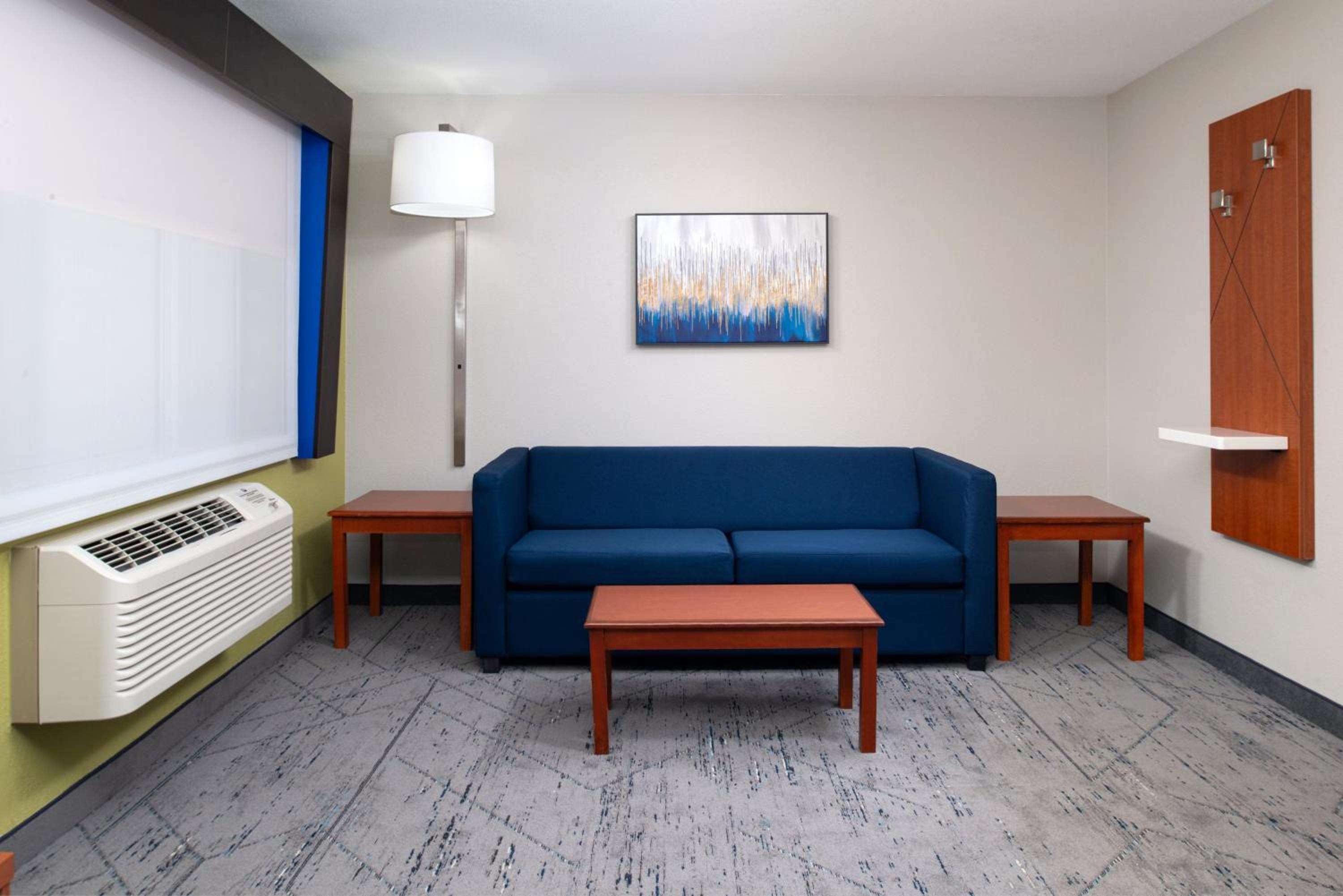 Farmington Vacations - Holiday Inn Express Hotel  Suites Farmington, an IHG Hotel - Property Image 67