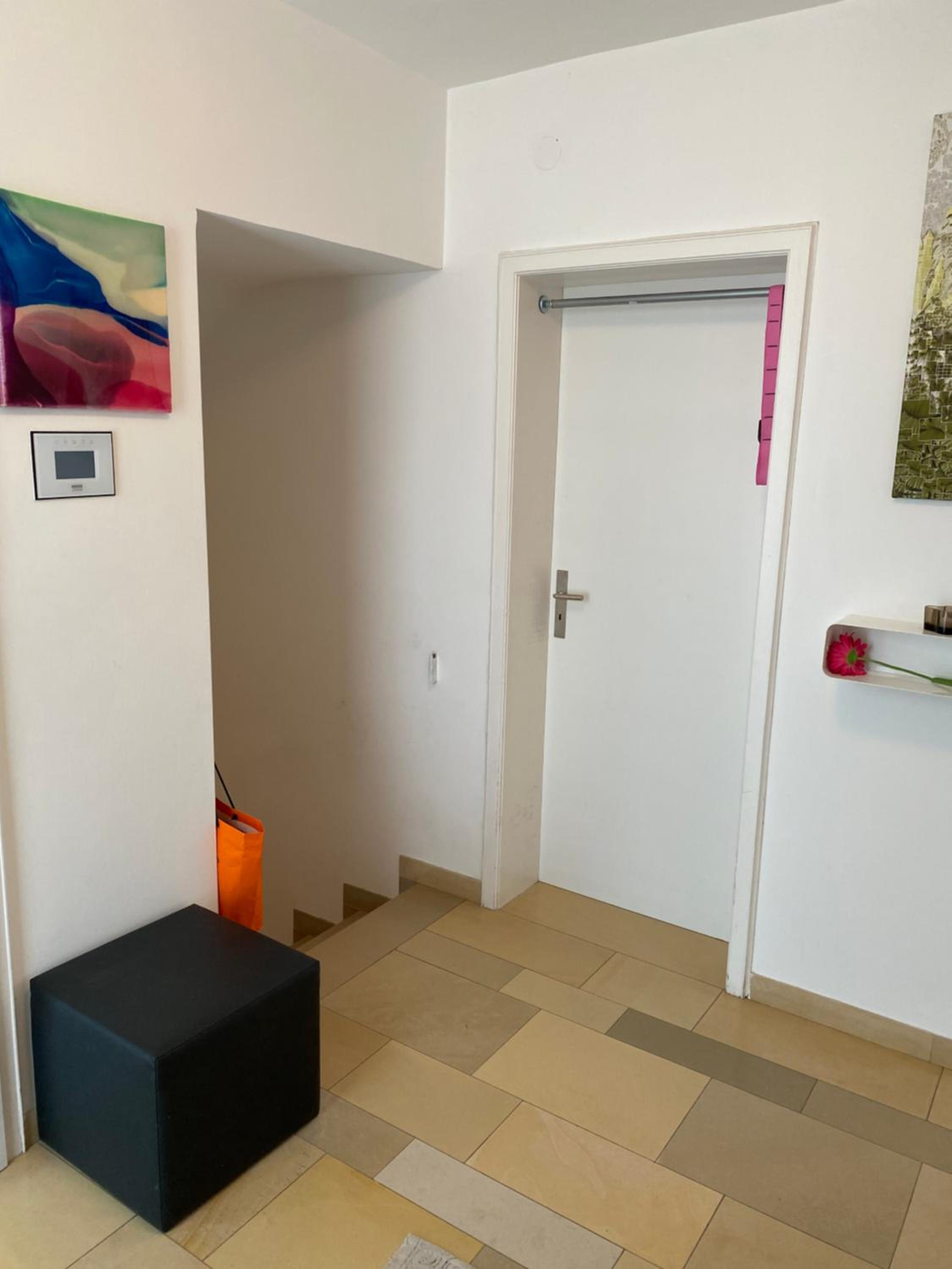 Ruhiges WG-Appartment in Einfamilienhaus