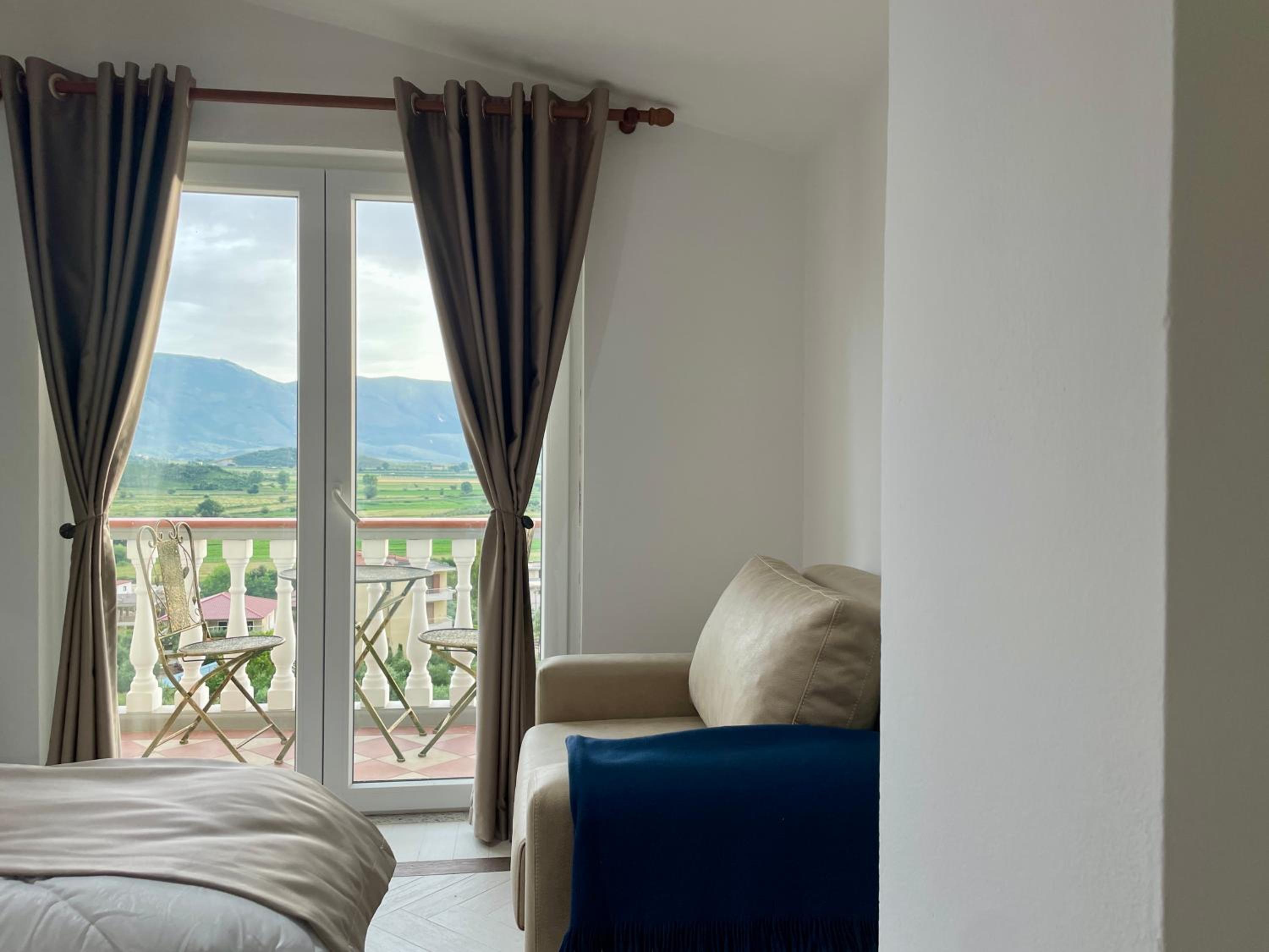 Villa Tragos