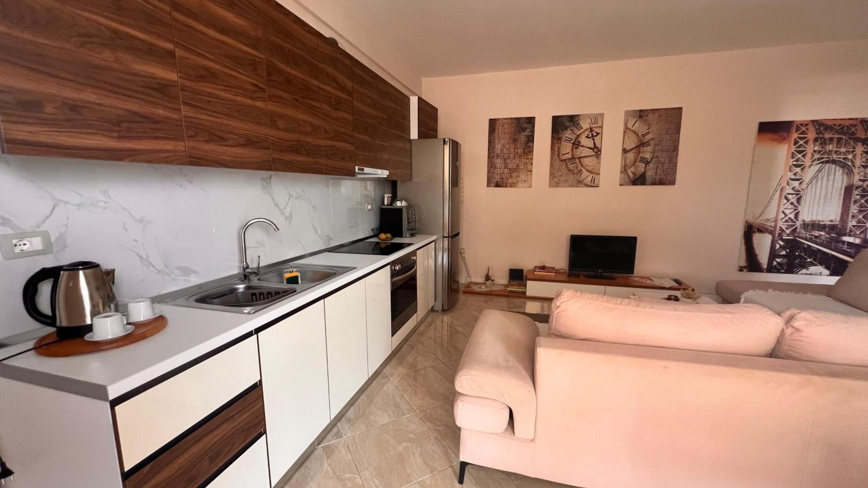 SoFI Condo-Close to Port of Vlore