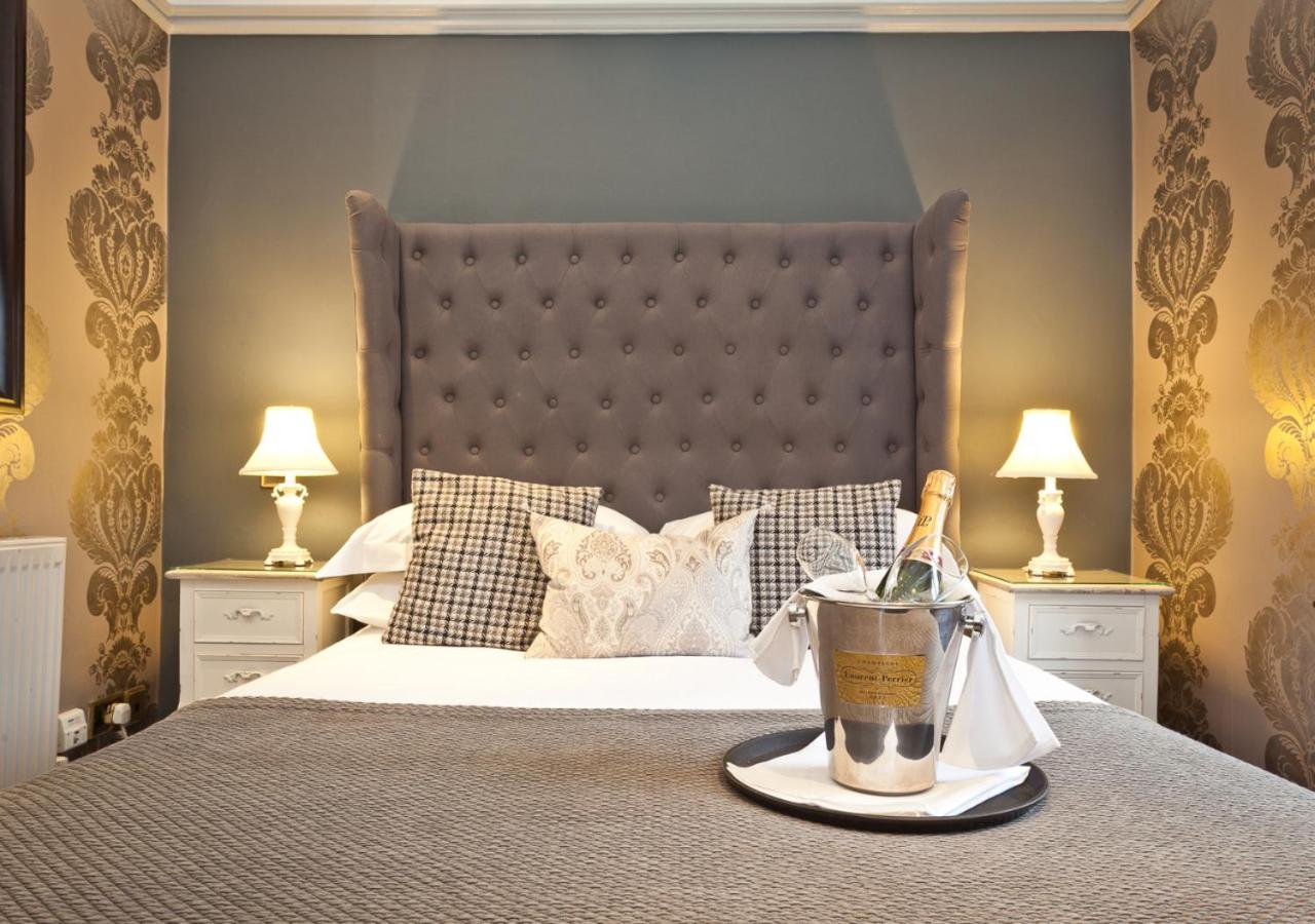 Broadoaks Boutique Country House view 3