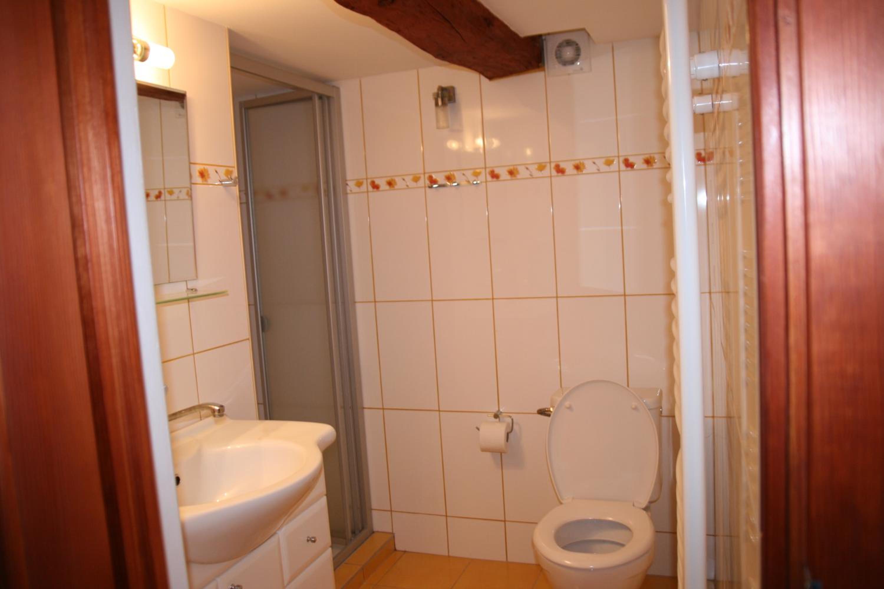 Podřipská Farma