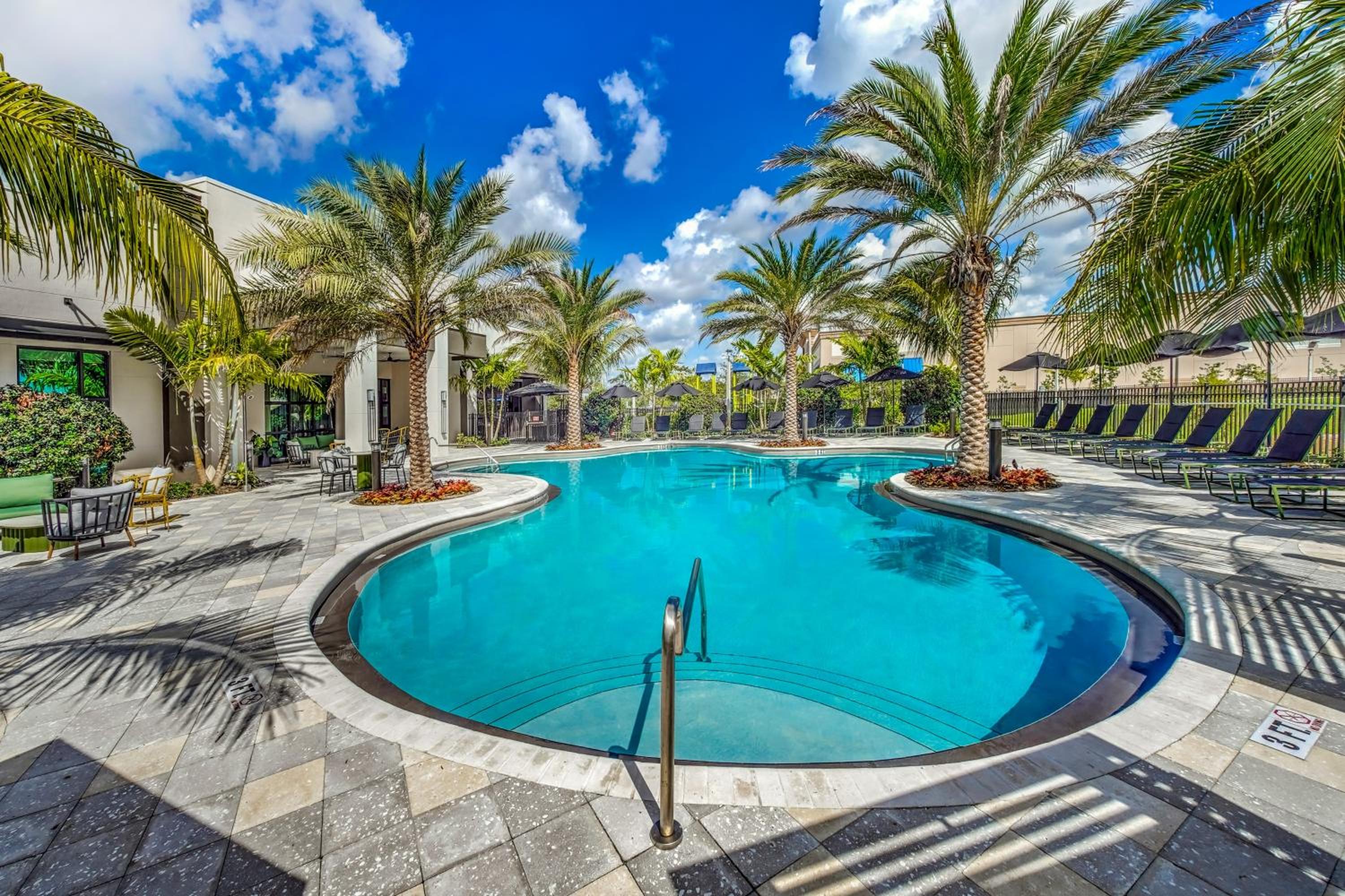 Walk to World Cup at Hard Rock! Chic Home with Pool