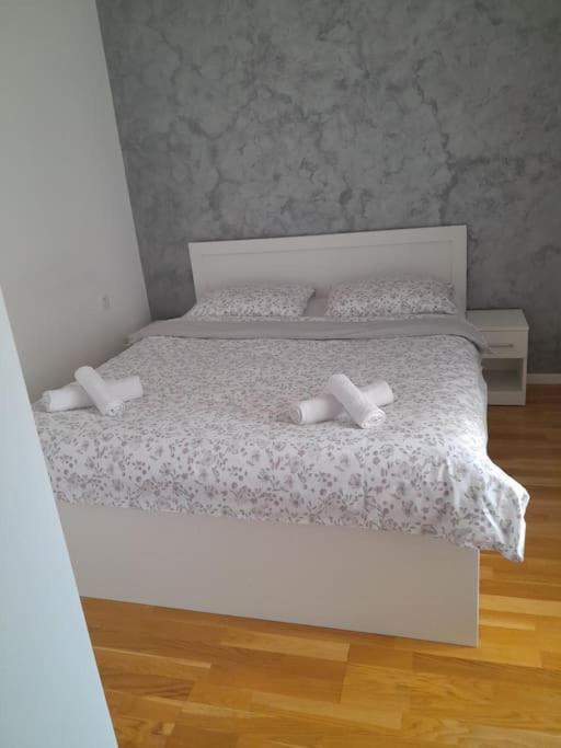 Mia Gi