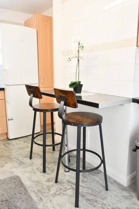 Spacious 3BR London Apartment Near Notting Hill