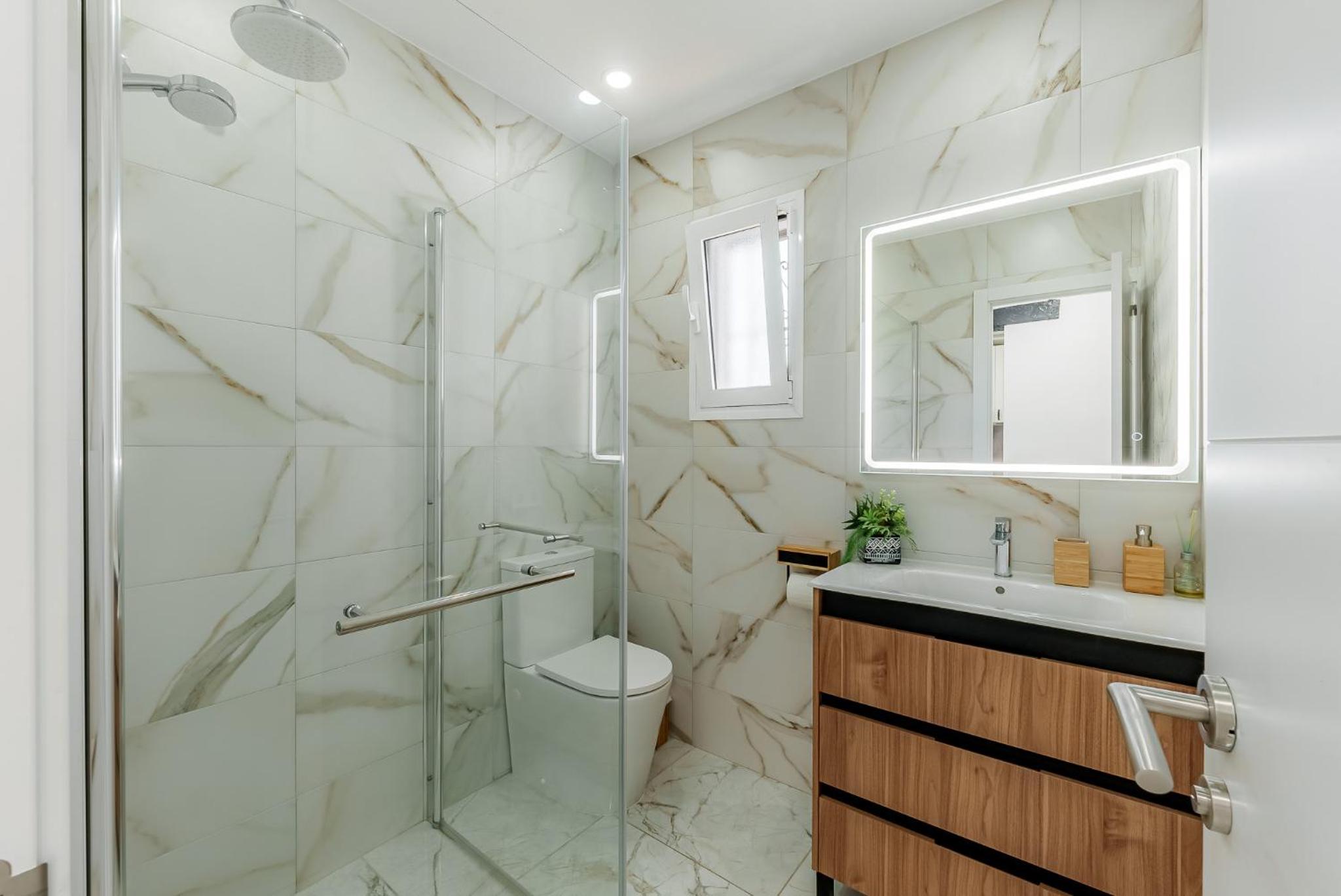 Casa Grapa in Sitio de Calahonda with heated pool