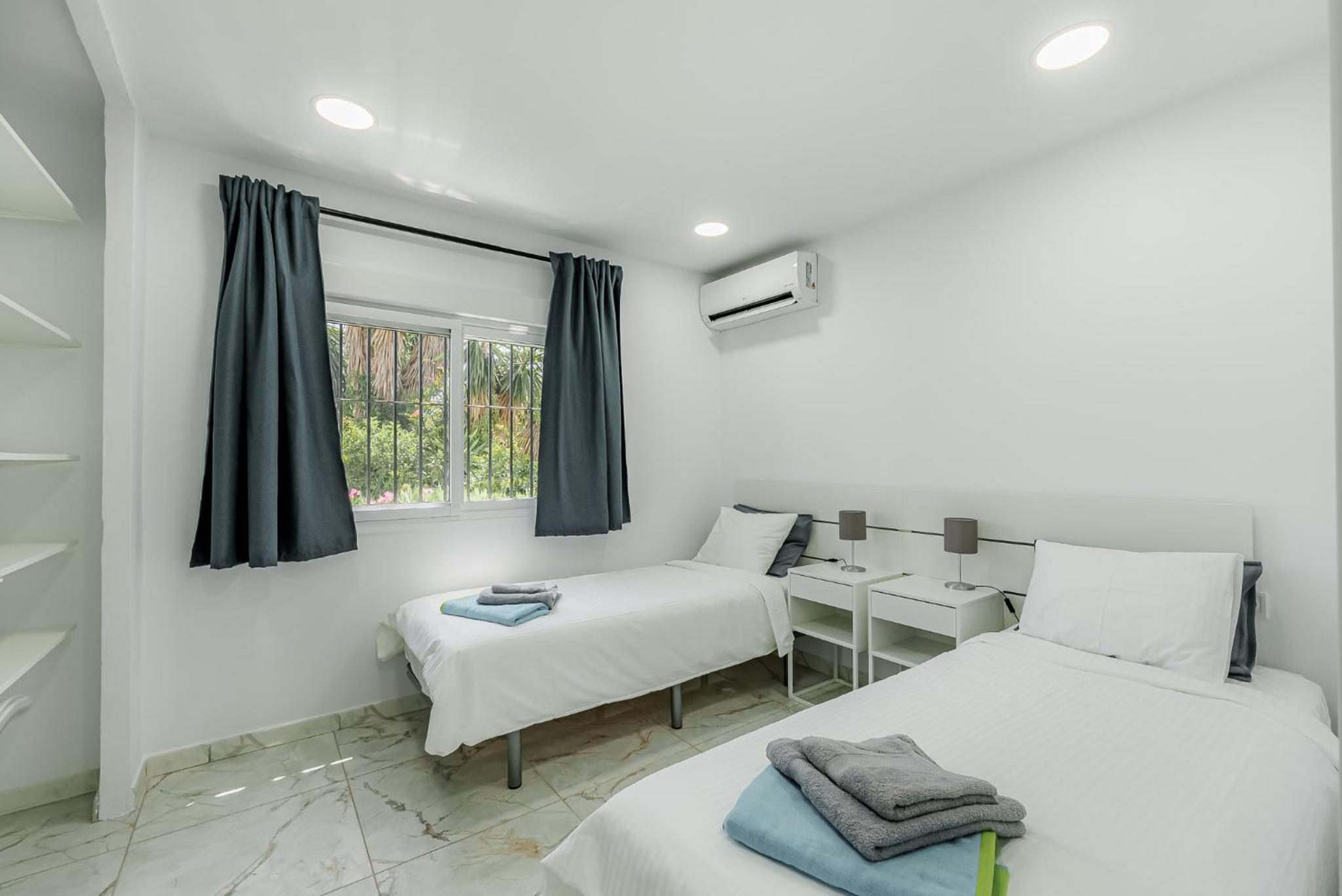 Casa Grapa in Sitio de Calahonda with heated pool