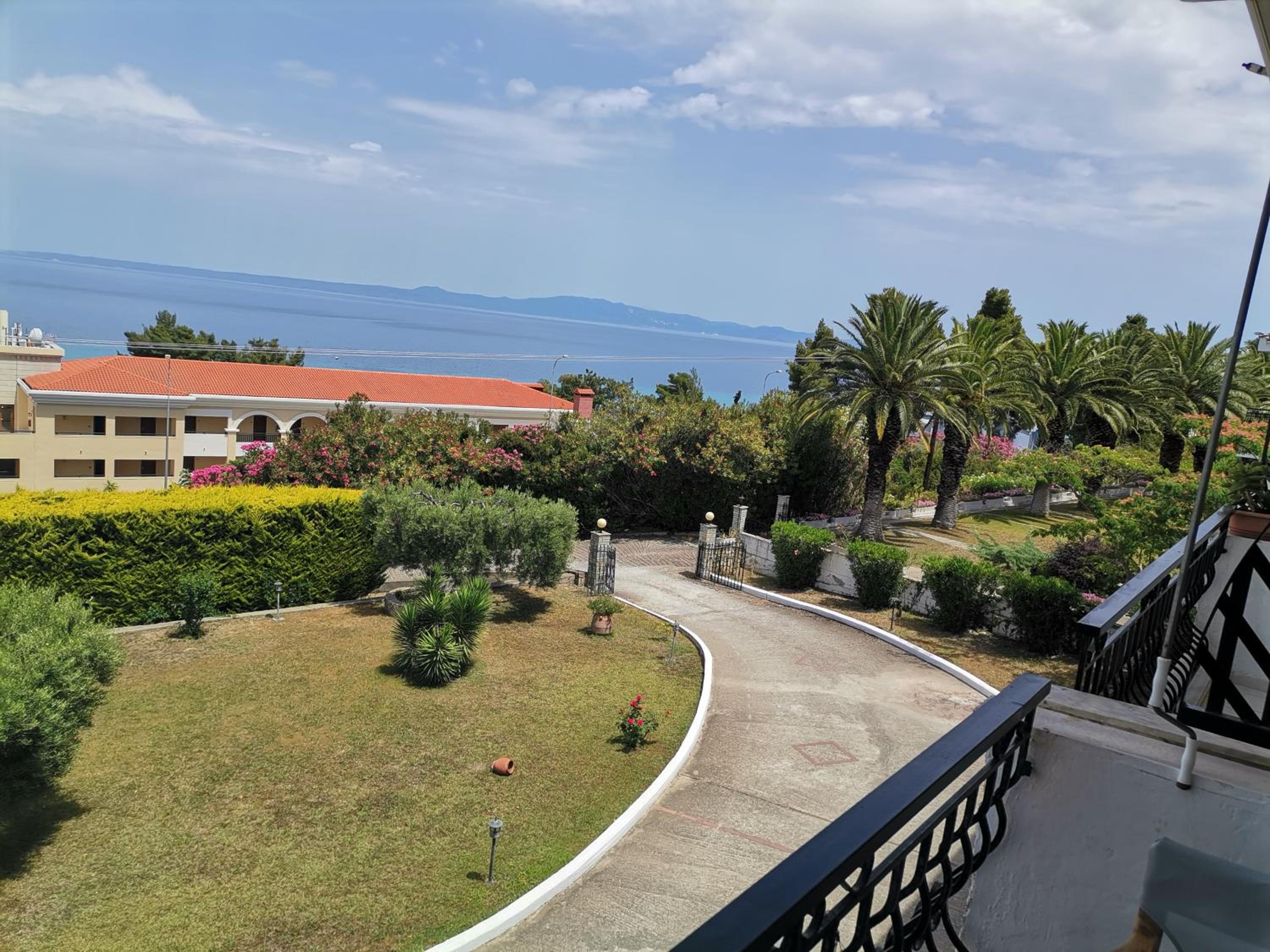 Happiness House photo 2