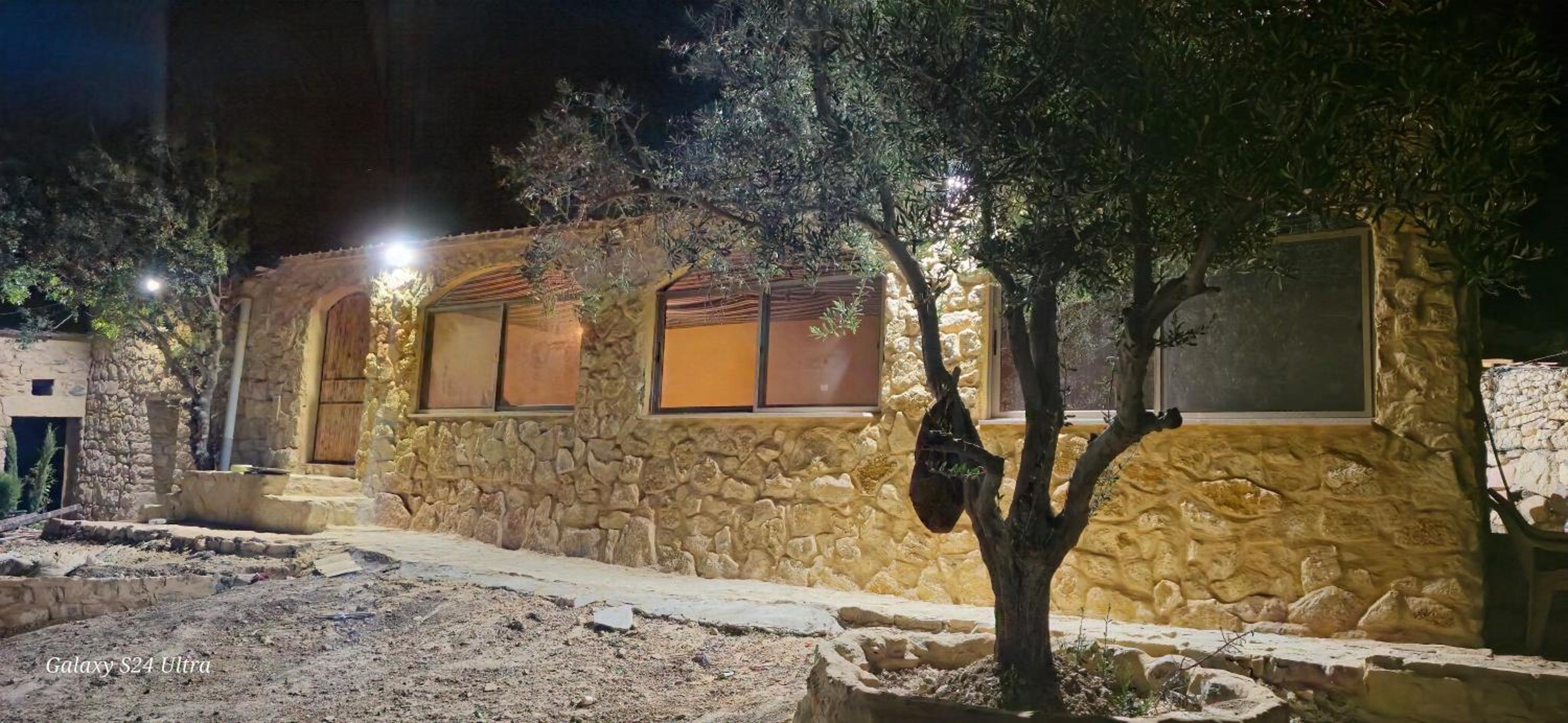 Dana historic village