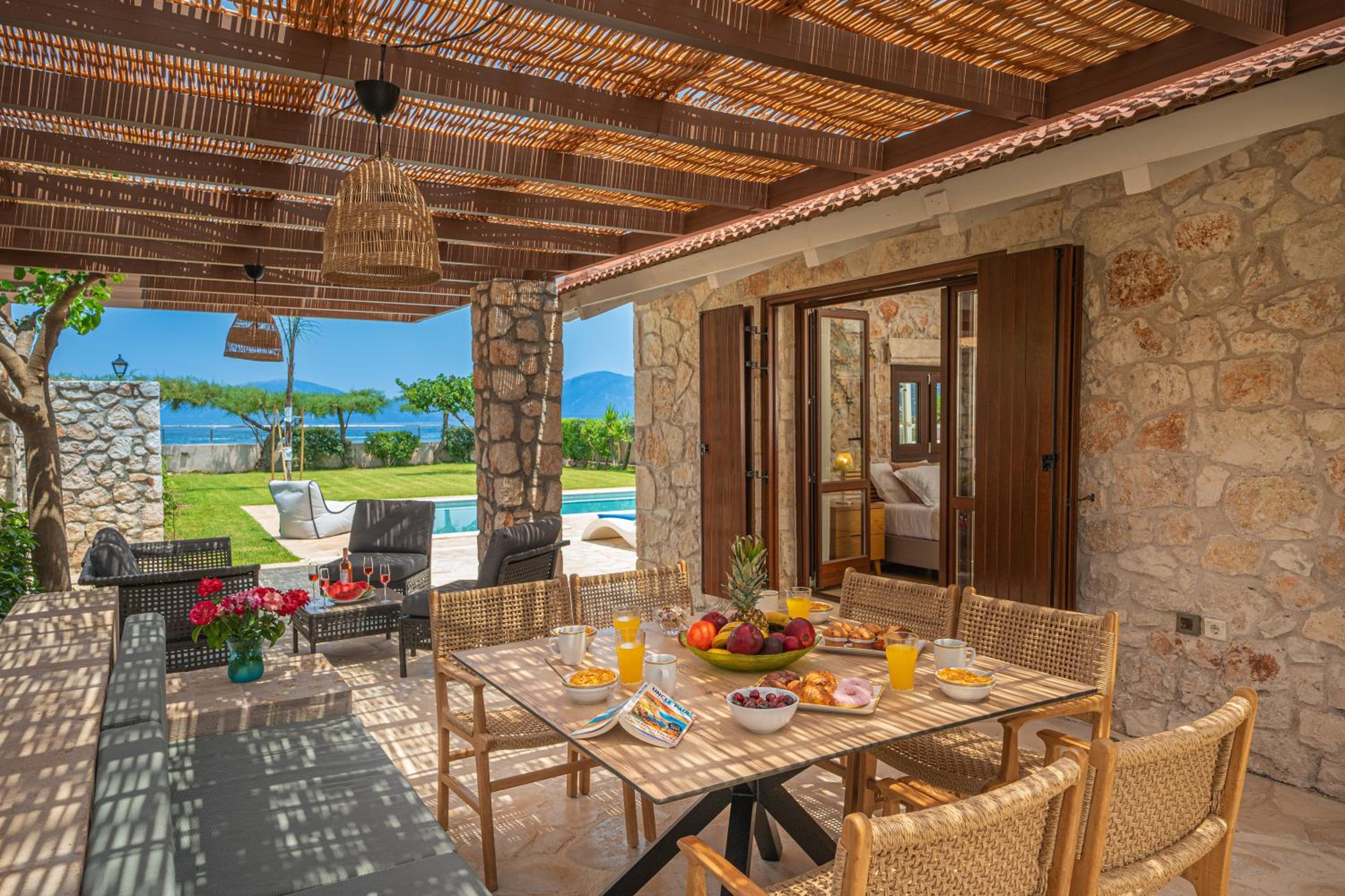 Hotel Τheano Villa - Image 1