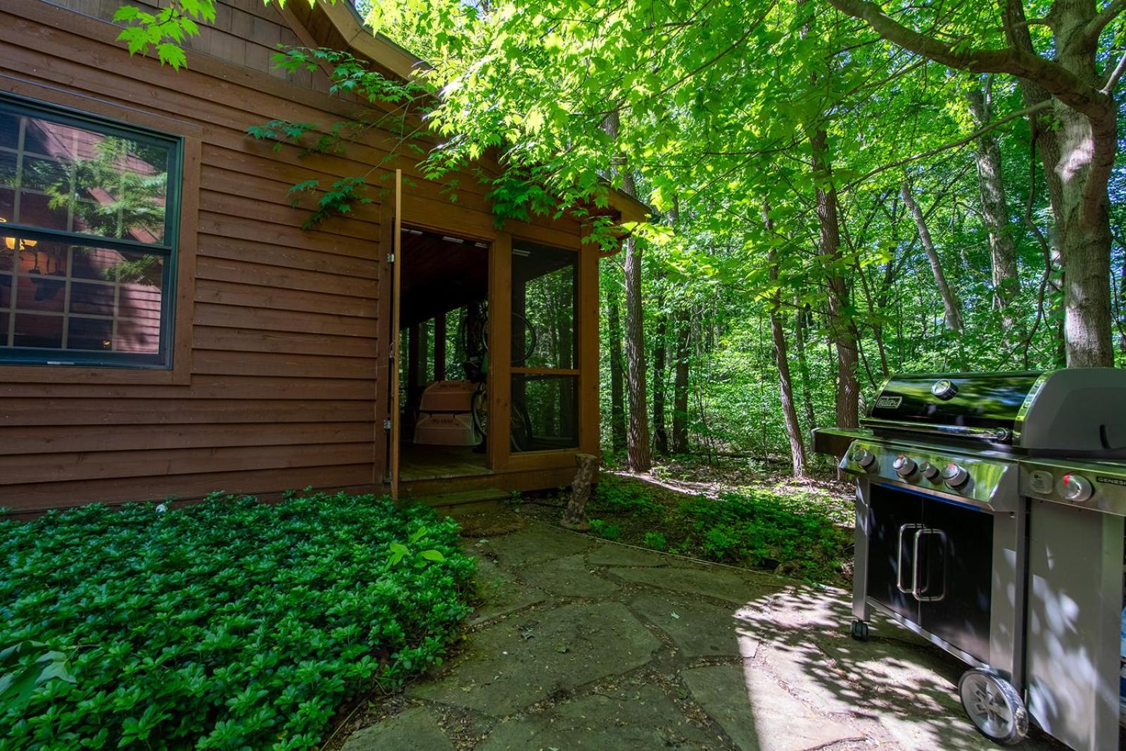 Cedarwood Lodge