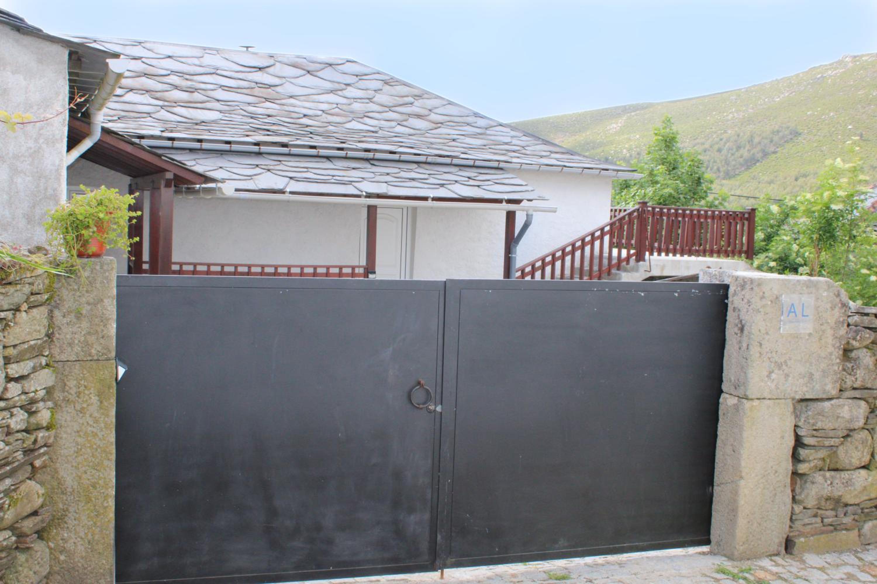 Noninha House view 4