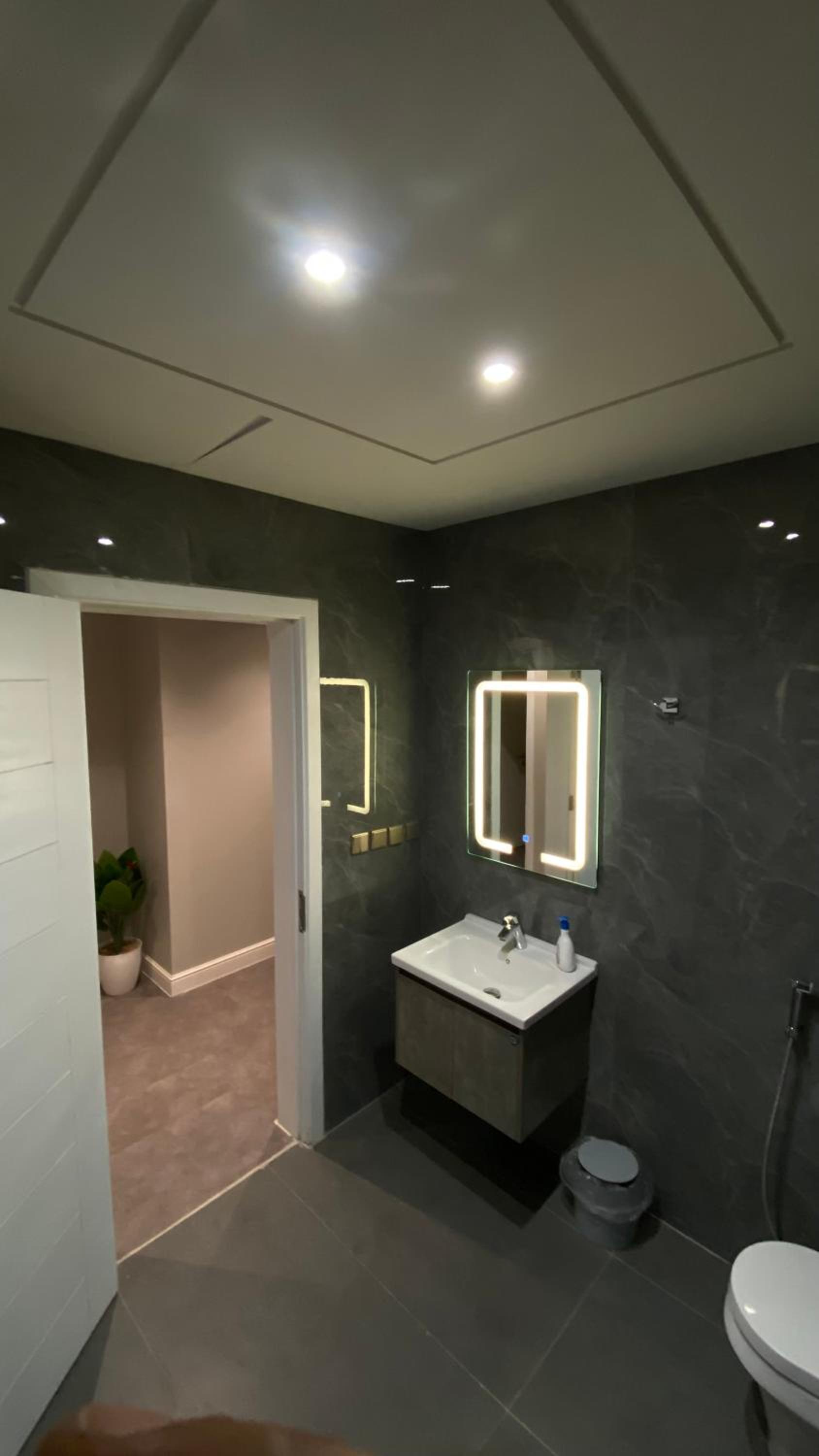 DNA Luxury apartments ,SMART ENTRY , Perfect View