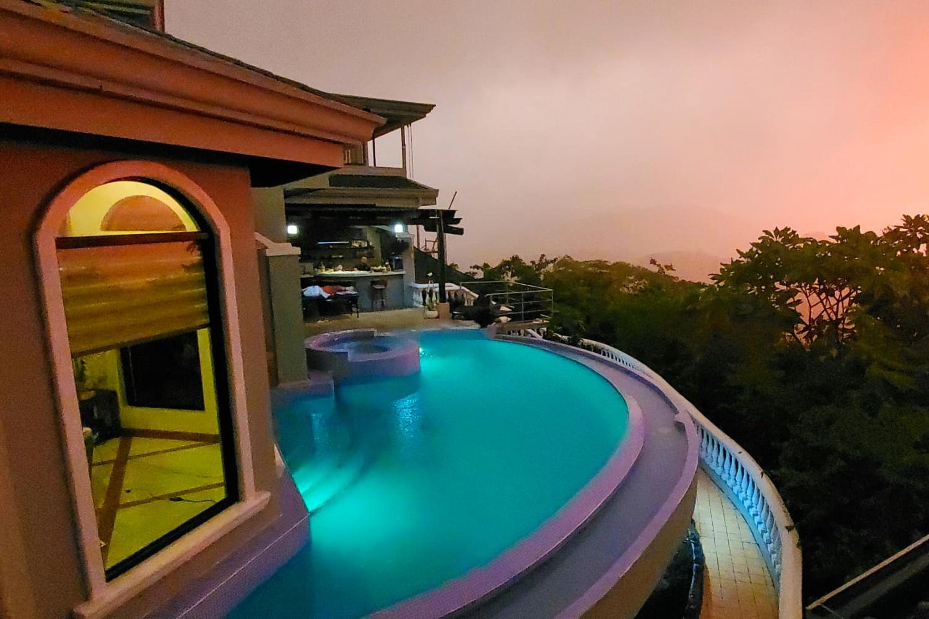 Casa Vista de Paraiso