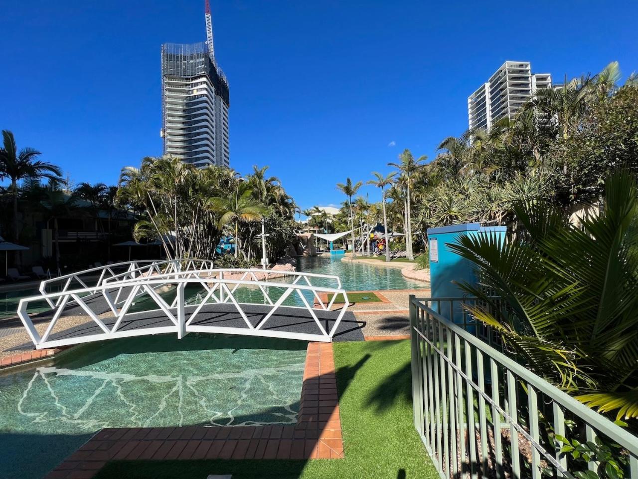 Poolside Villa, Direct Access #45
