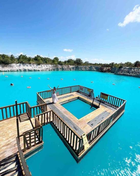 Casa de charme com 5 suites e piscina , a 5 minutos a pe da praia e do centro de Jericoacoara