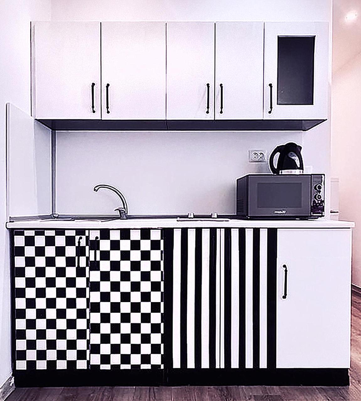 Private apartment with parking and pool
