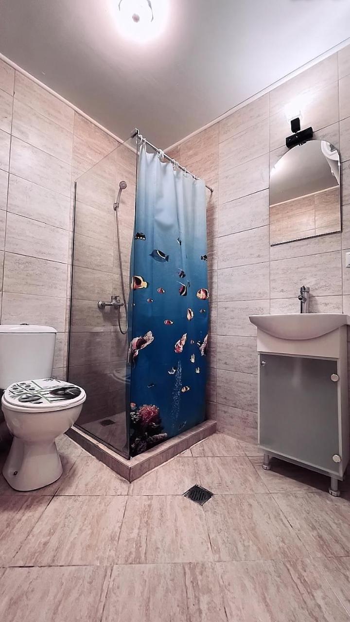 Private apartment with parking and pool