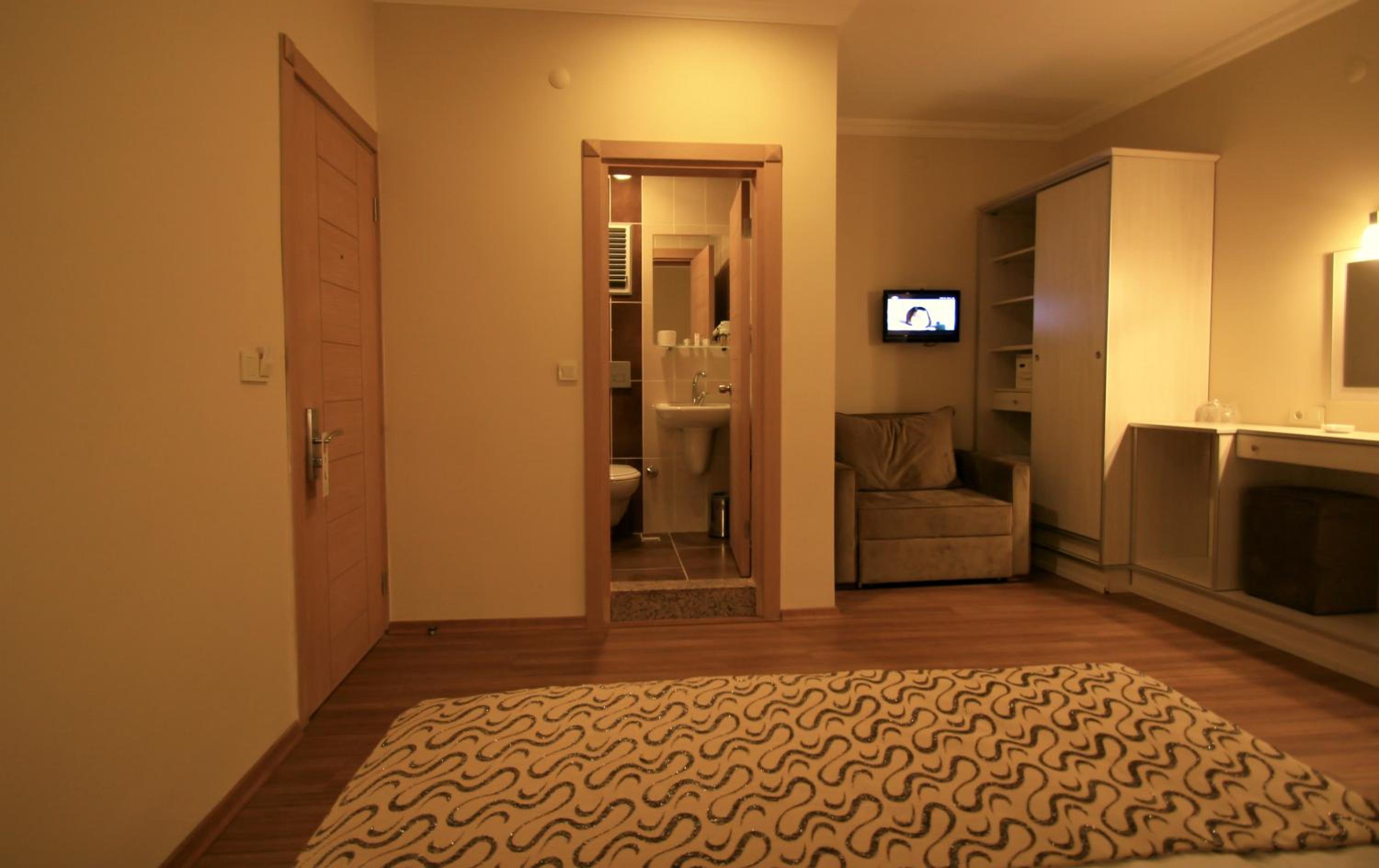 Grand Zeybek Hotel - Image 16
