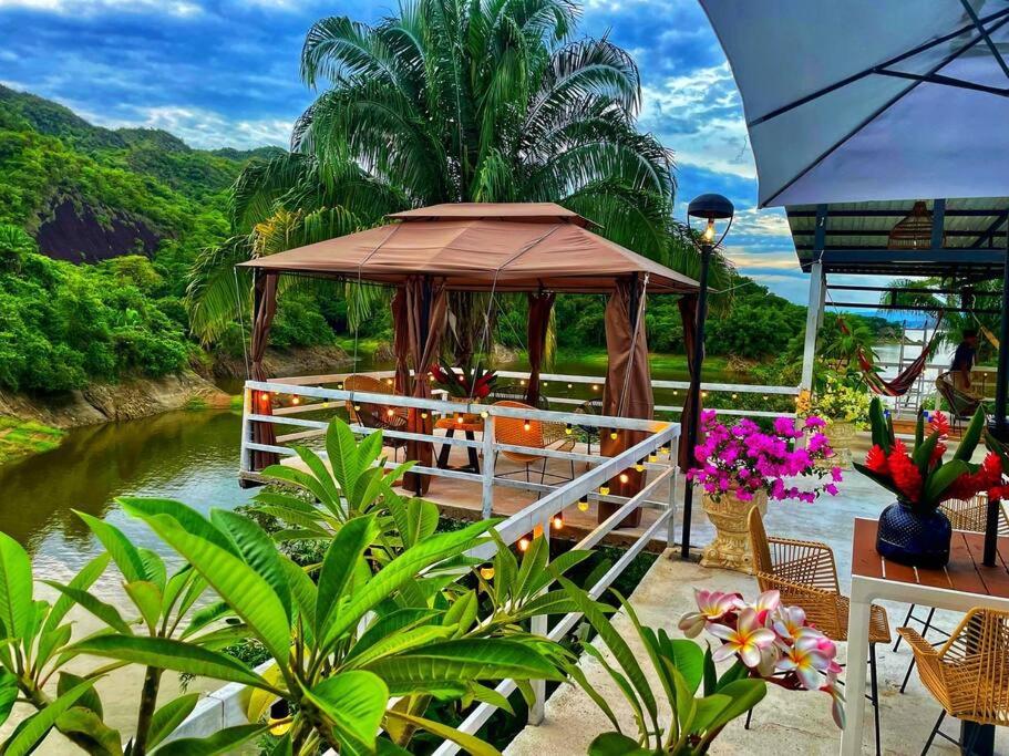 Isla privada Manyatta