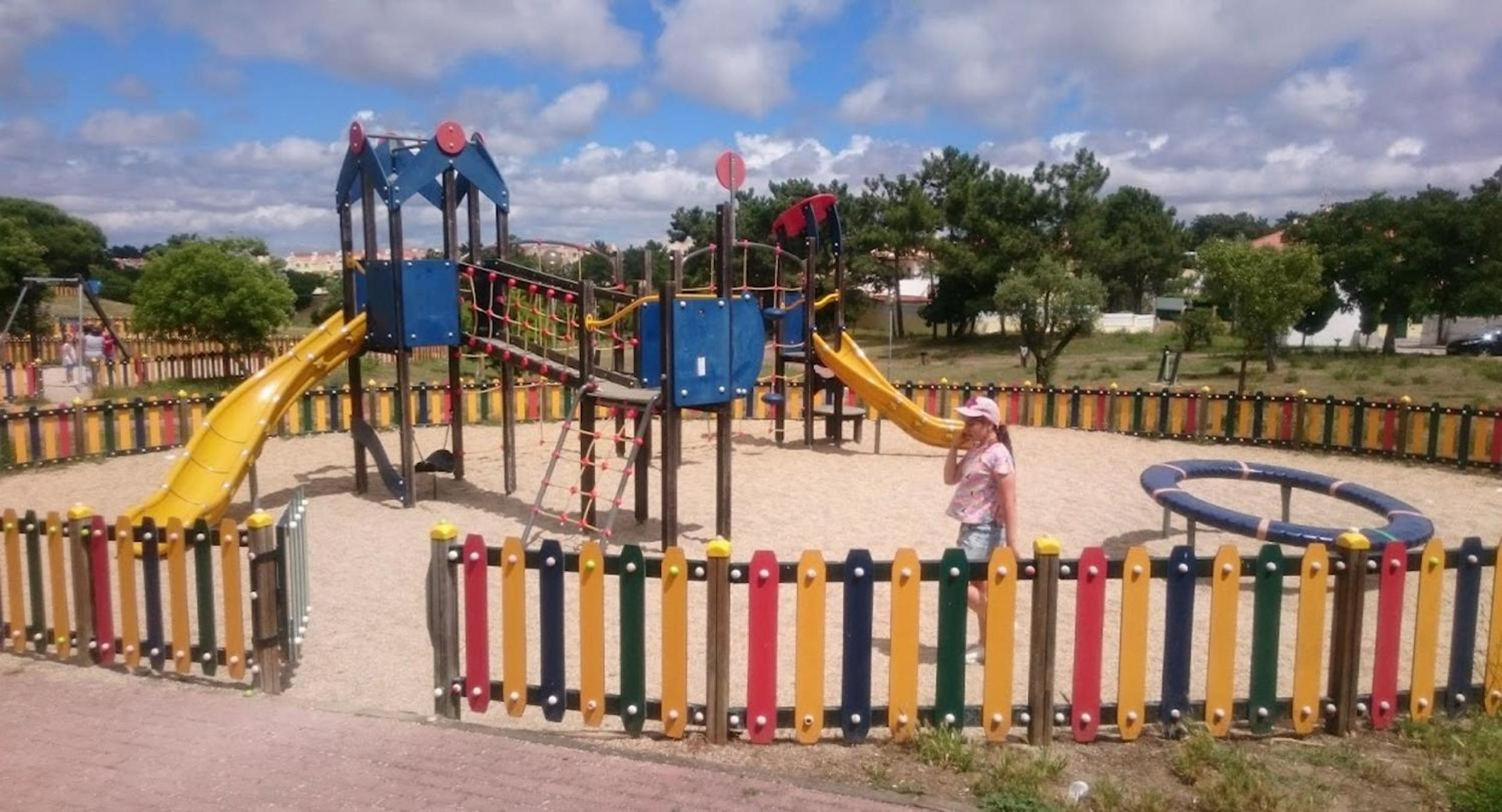 Caparica Coast Villa