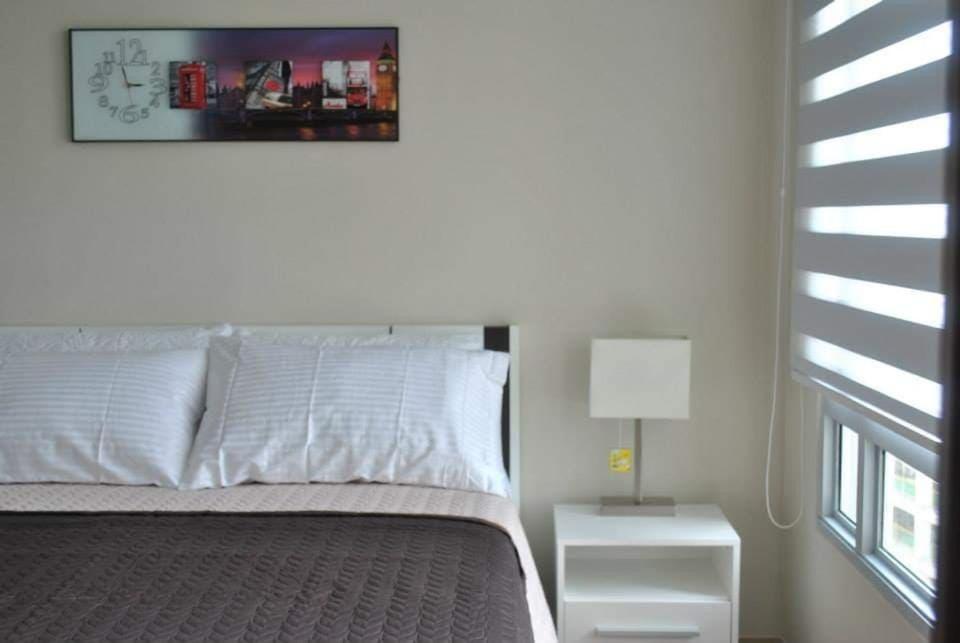 Manila Vacations - Henry's Newport Deluxe Condotel - Property Image 3