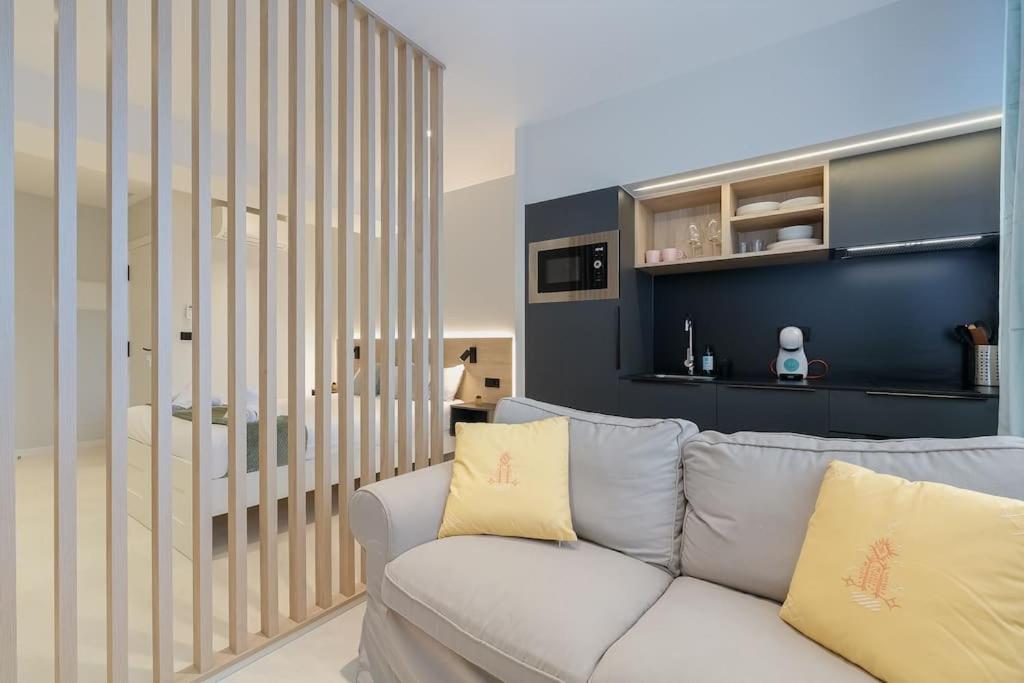 Elegante y luminoso en Vigo - Apto 1 by CABANA Rentals view 3