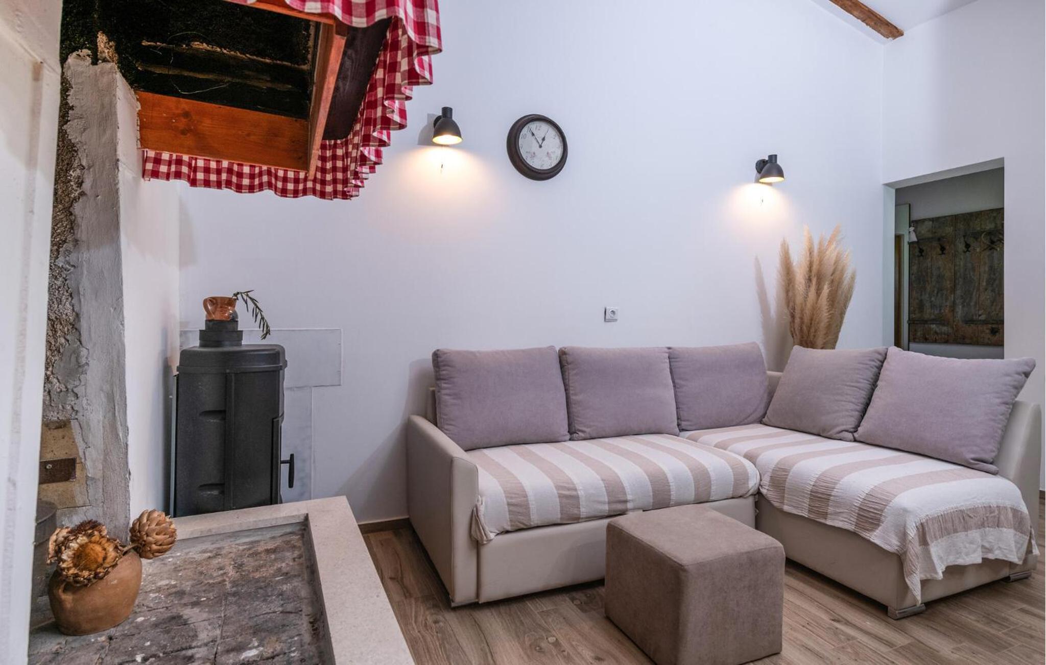 2 Bedroom Gorgeous Home In Krnica view 3