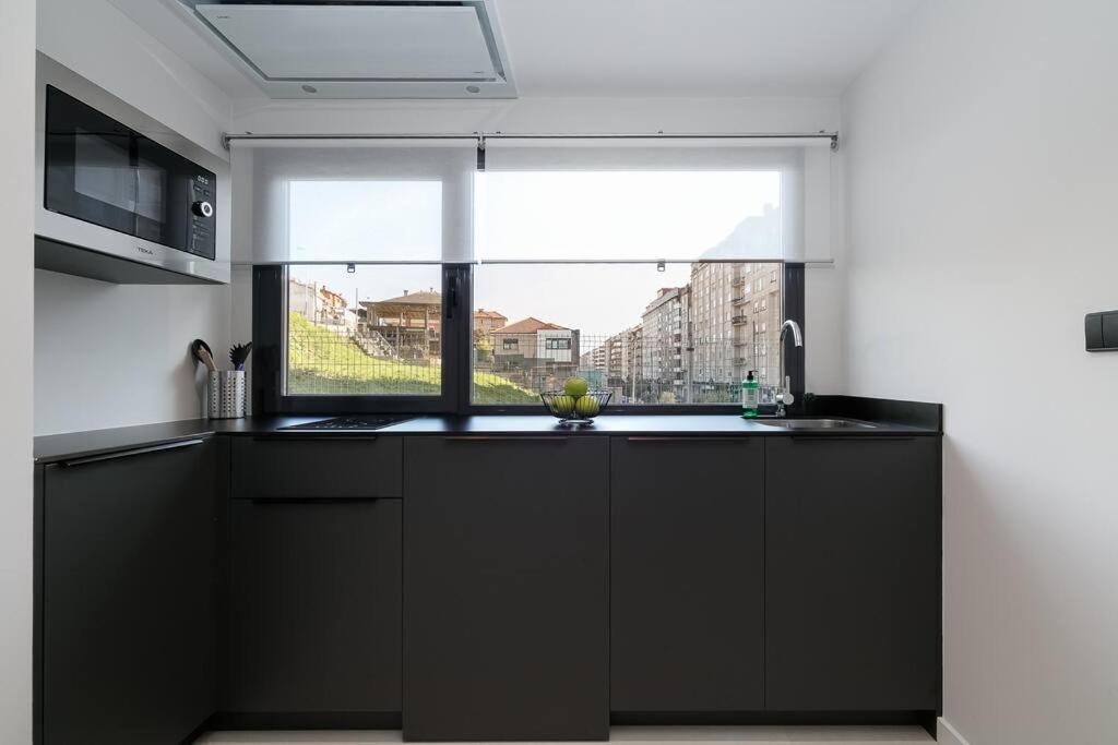 Elegante y luminoso en Vigo - Apto 4 by CABANA Rentals view 2