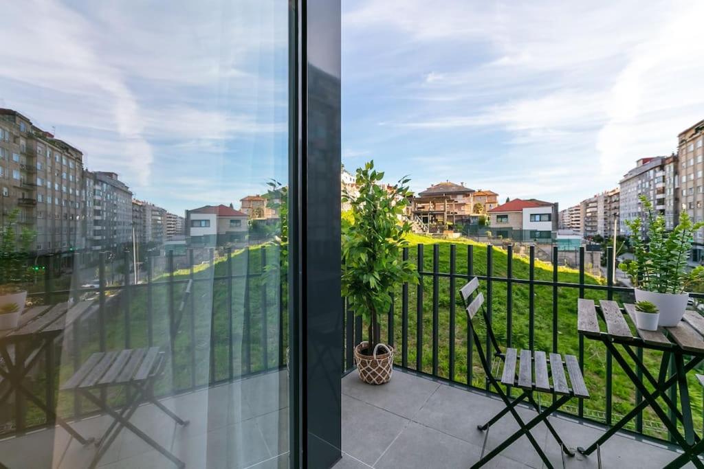 Elegante y luminoso en Vigo - Apto 6 by CABANA Rentals view 2