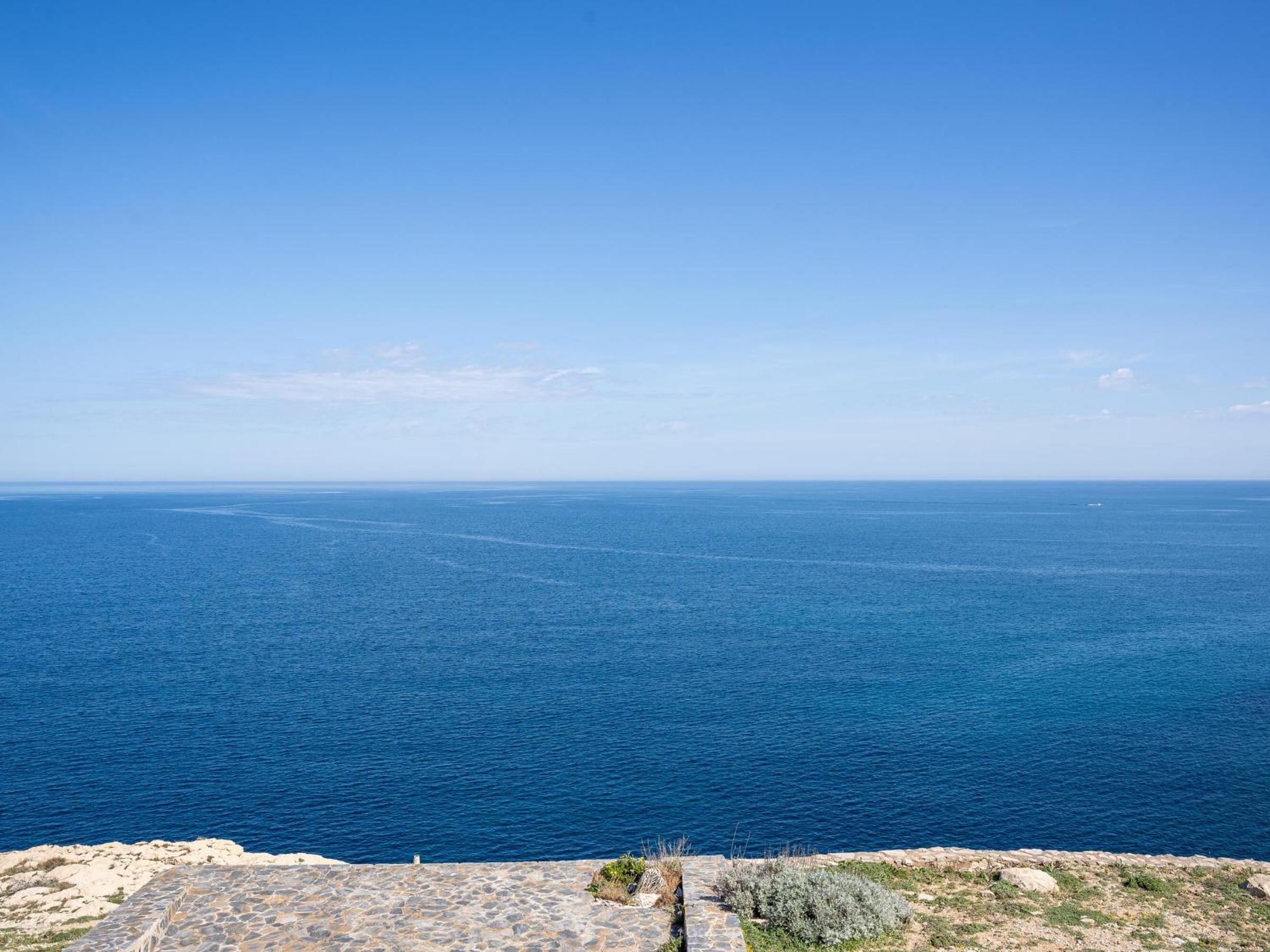 Apartamento con Vistas al Mar y Piscina Cercano a la Playa - ES-266-13 view 4