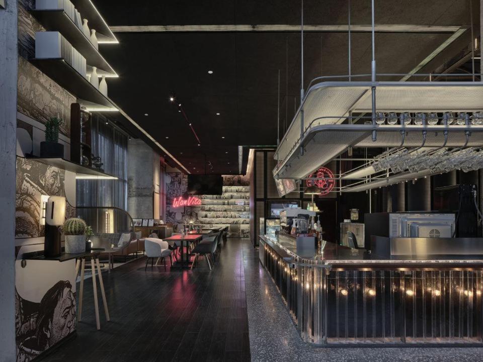 Ningbo Wanda Moments Hotel