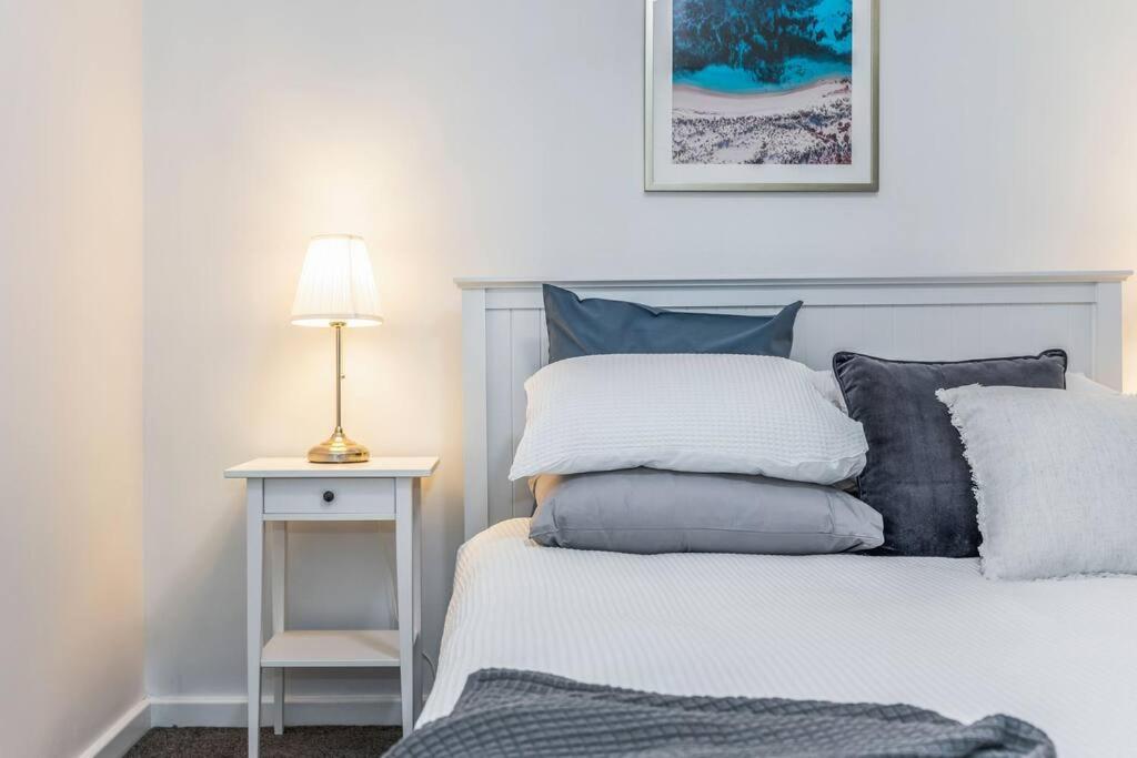 Apartment 8 Burswood