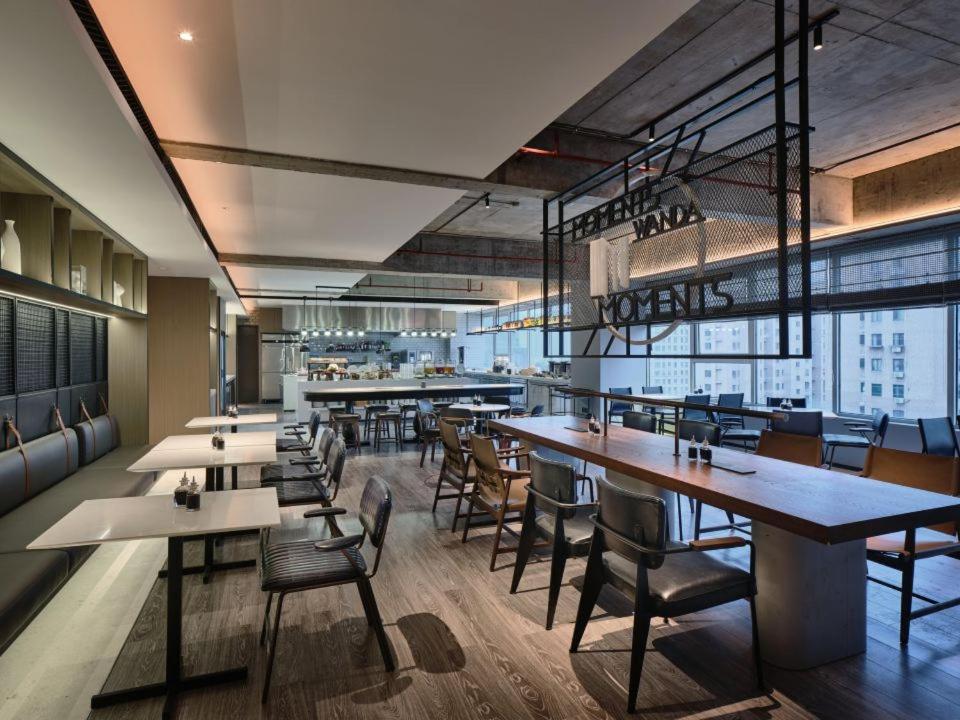 Ningbo Wanda Moments Hotel