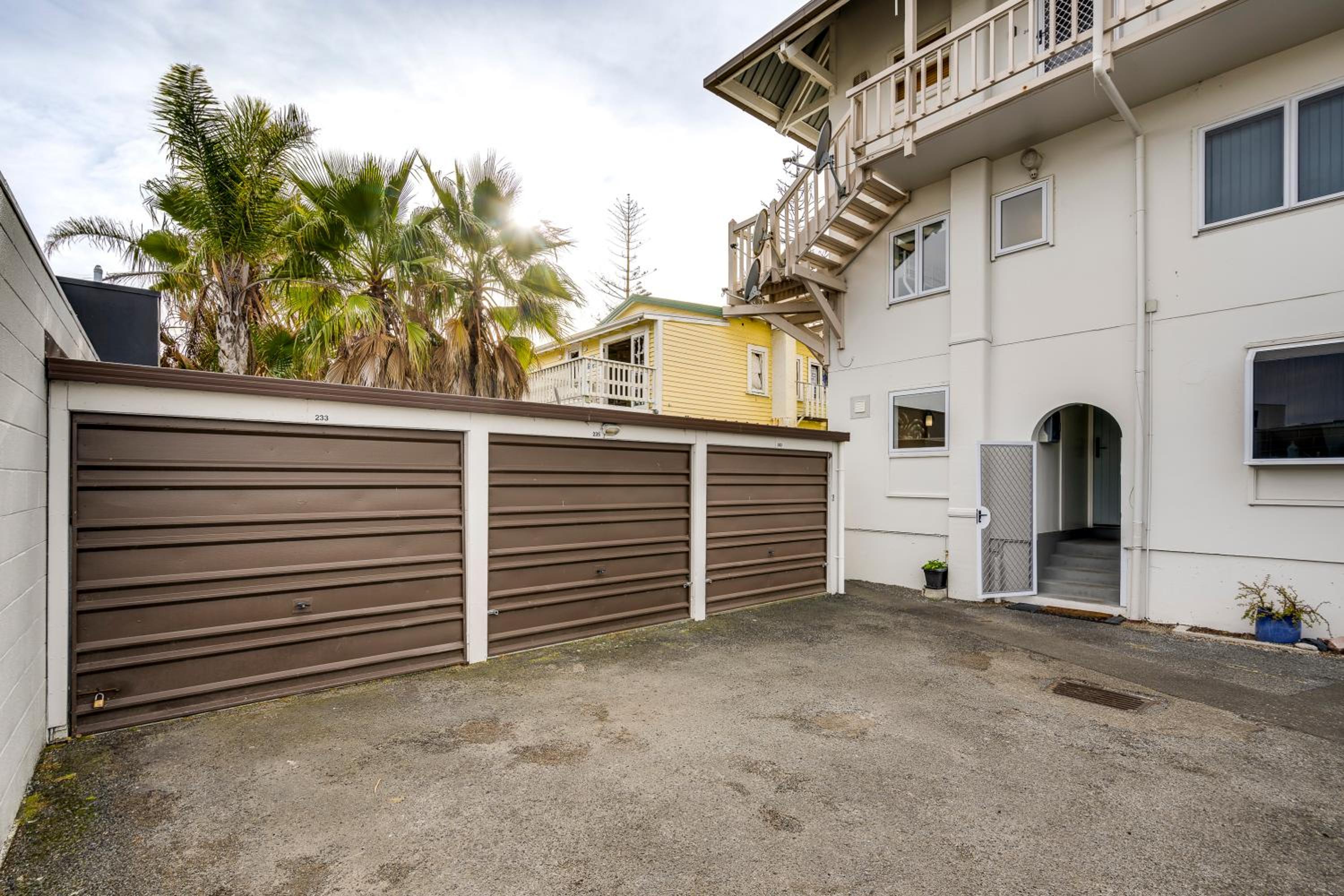 Seabreeze Central - Napier City Holiday Home view 5