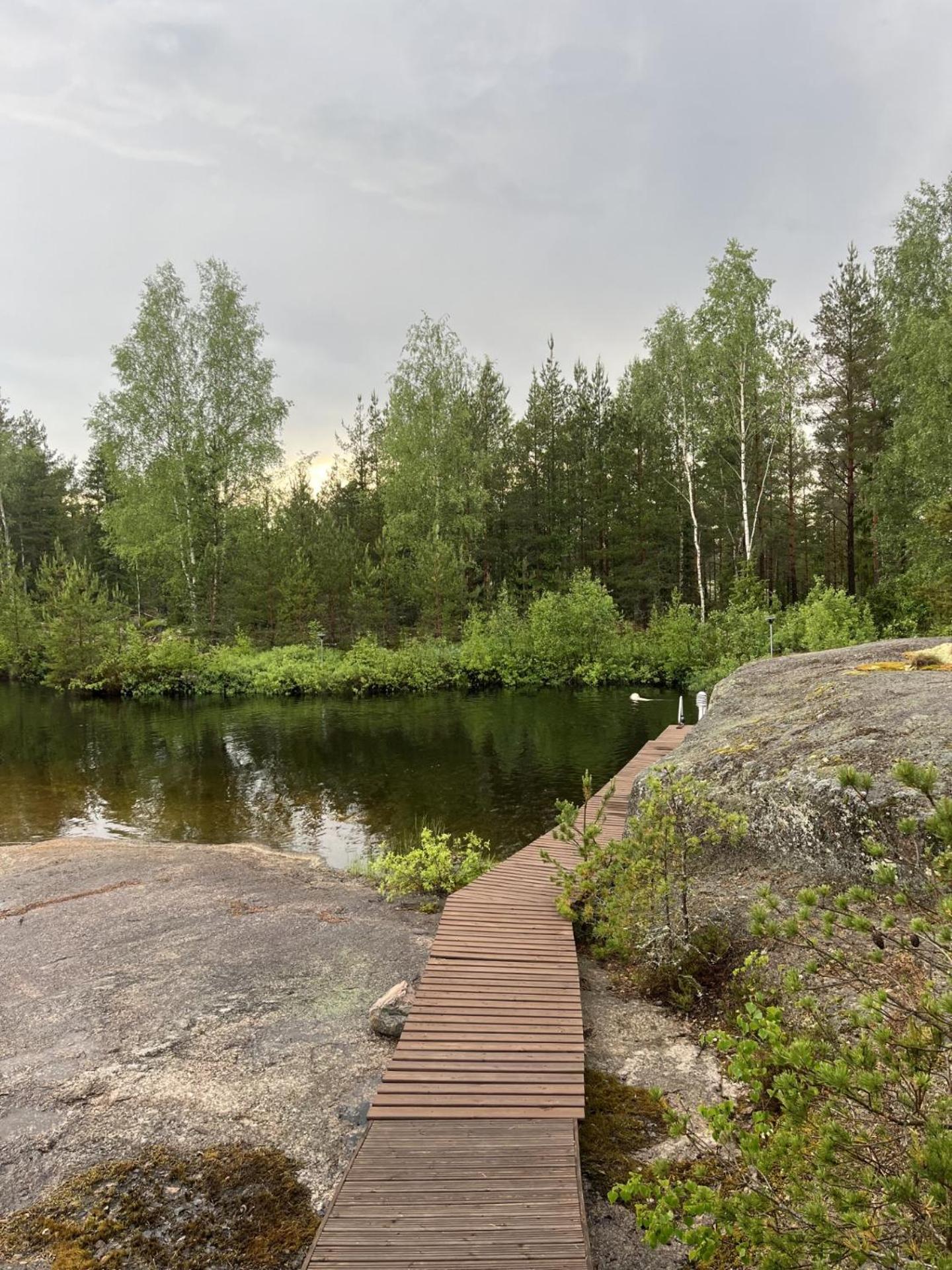 Luxury Holiday Home with Private Lake