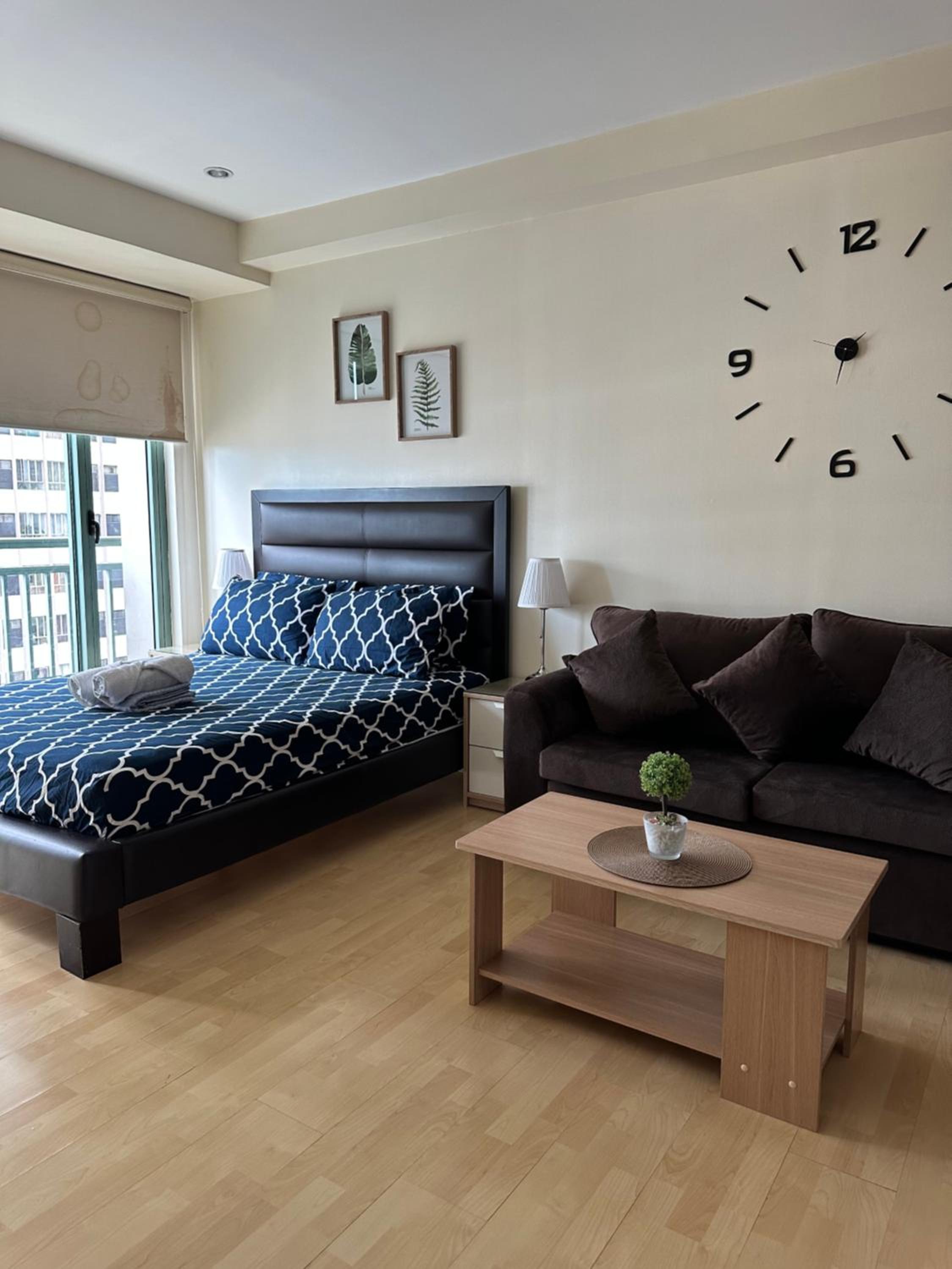Cozy Studio Unit in Soho central Private Residences view 3