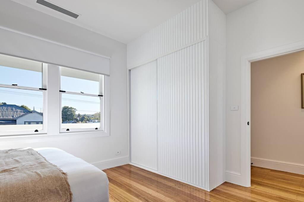 Architectural Brilliance - Sandy Bay