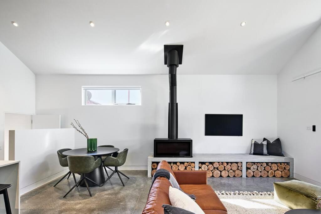 Architectural Brilliance - Sandy Bay