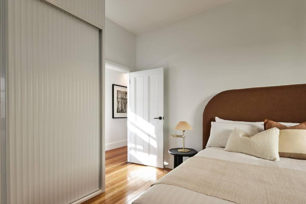 Architectural Brilliance - Sandy Bay