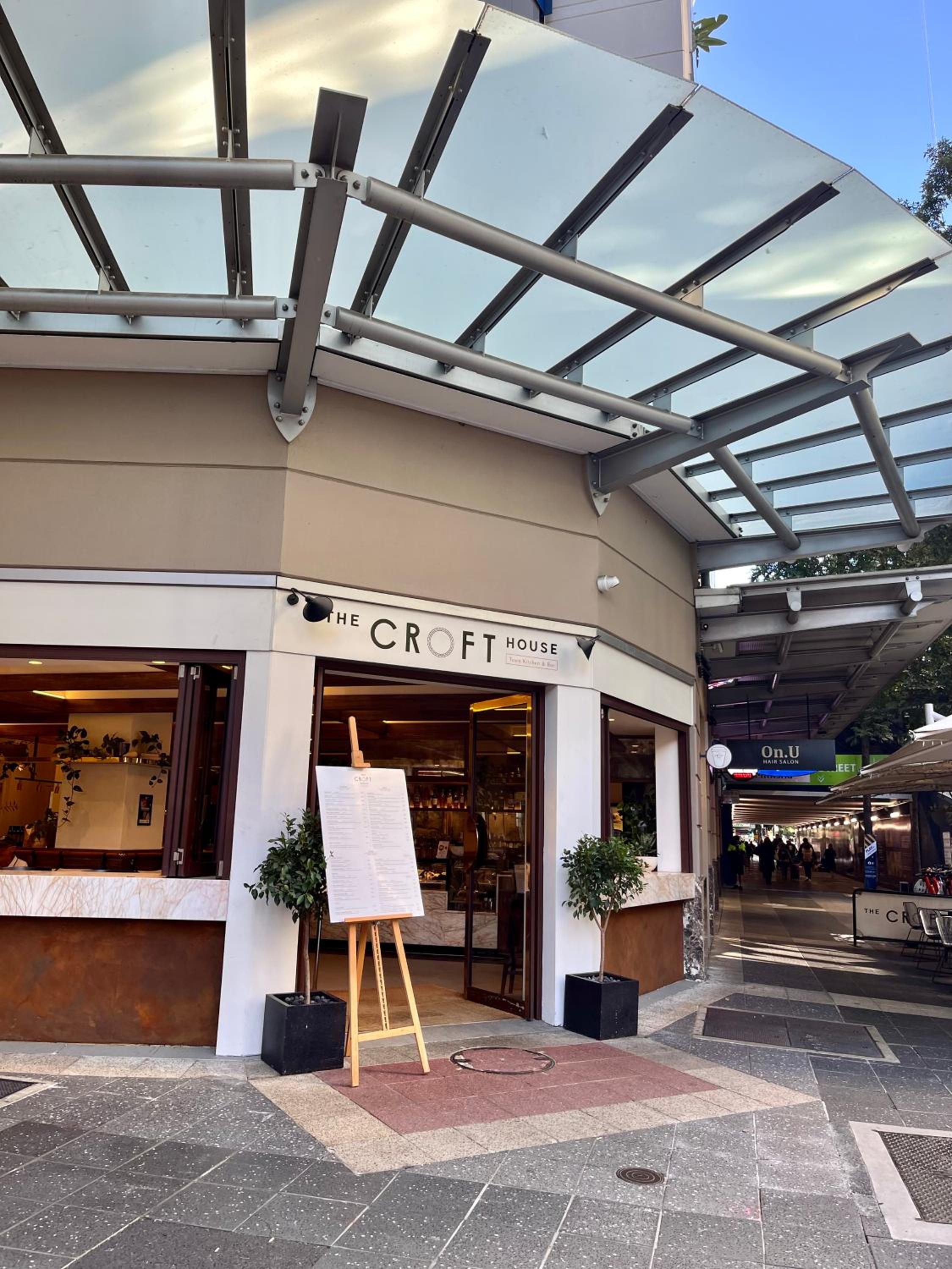 Best Location CBD & Free Parking