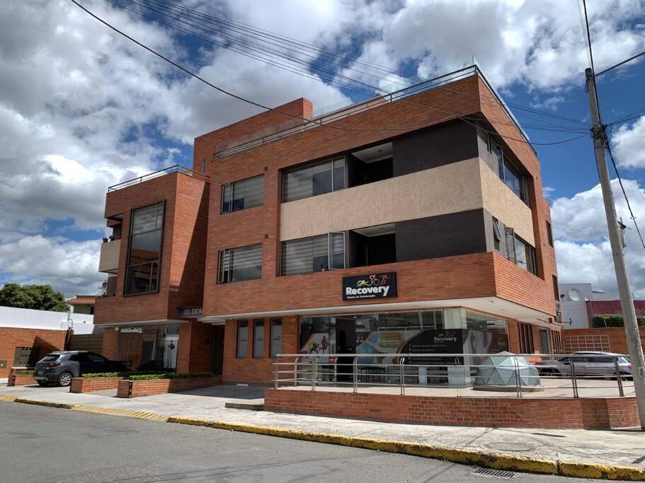 Departamento en Cuenca, cerca de todo view 5
