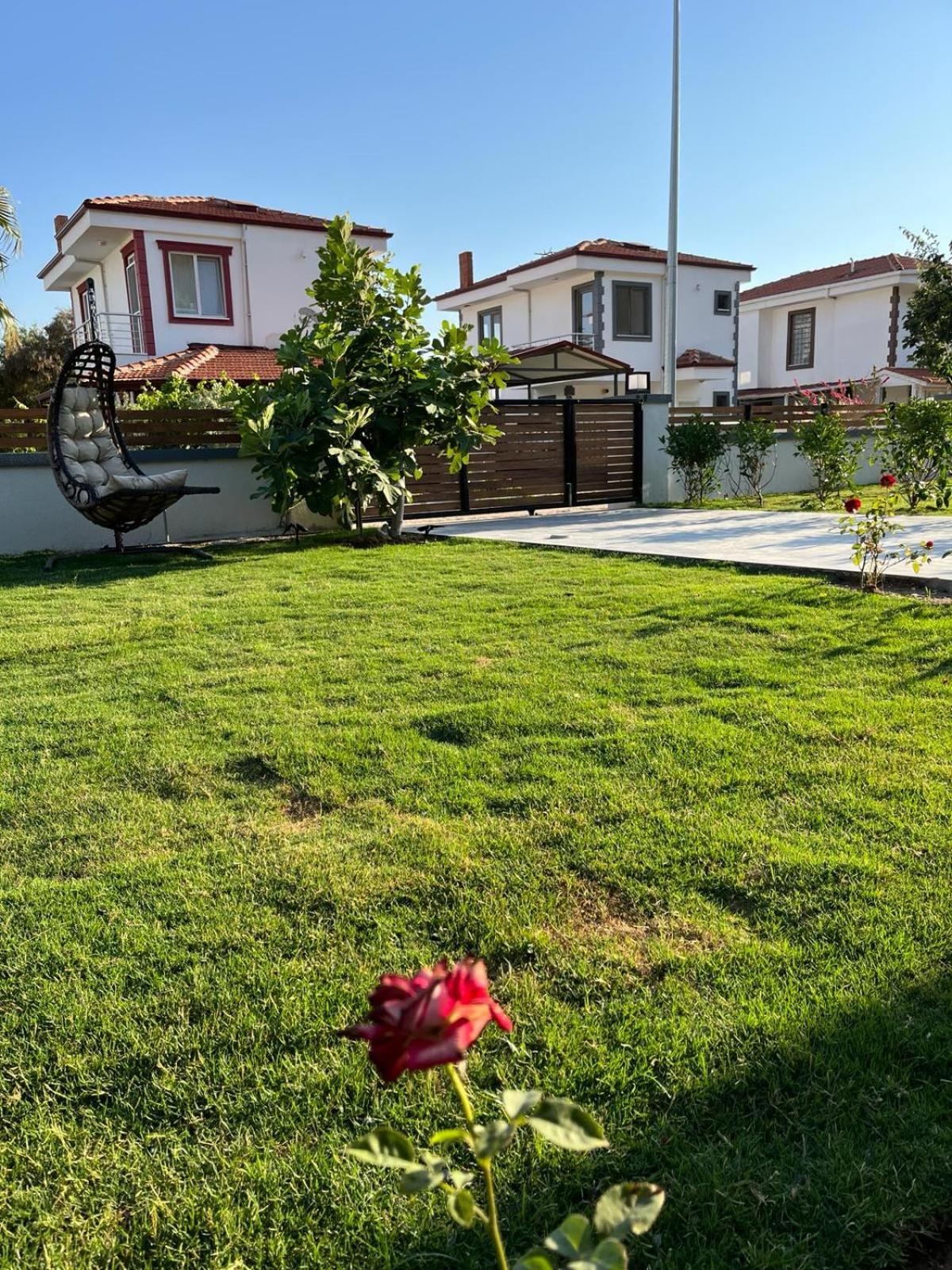Gökova Nergis Evleri