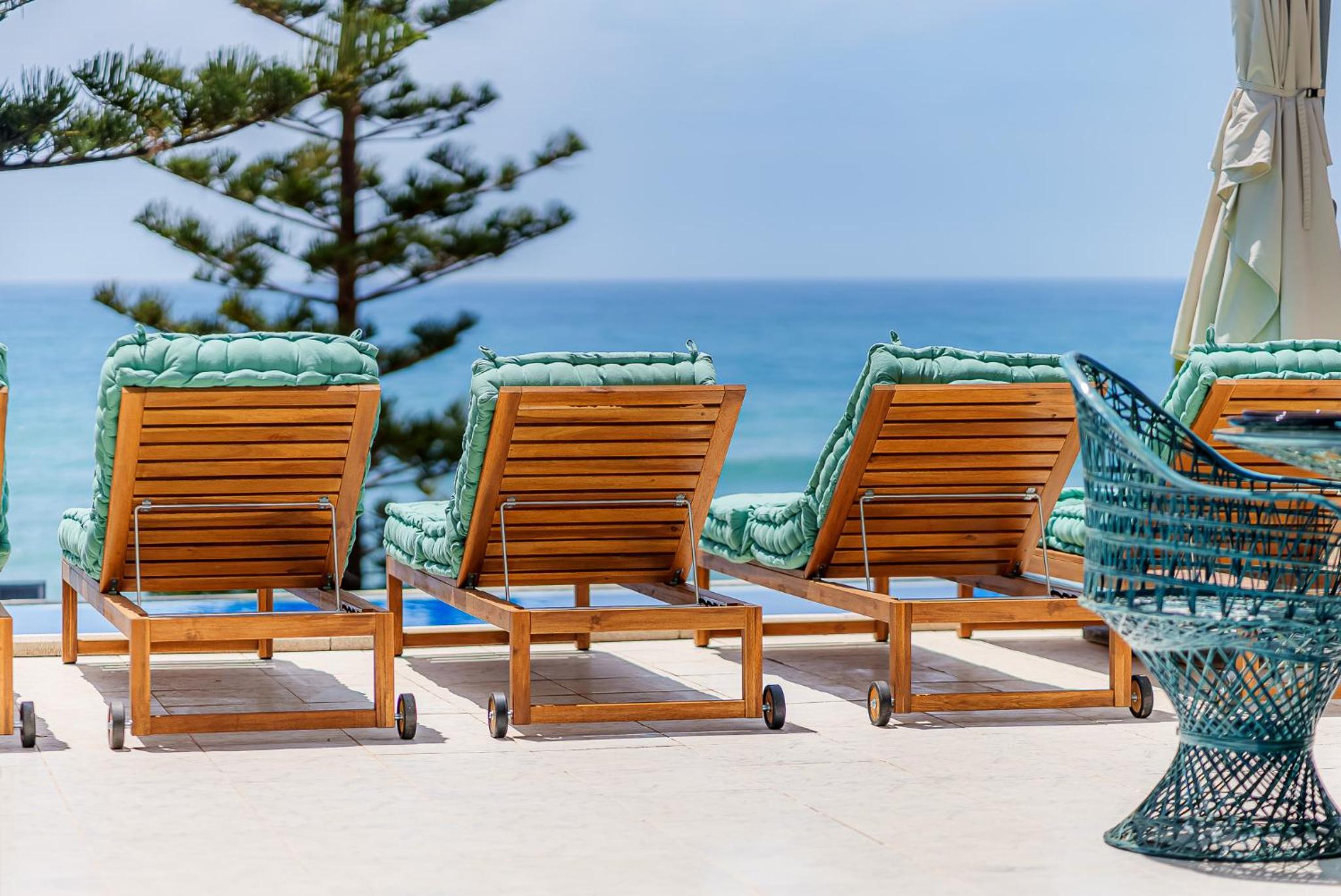 Villa Calmamar Cabopino Beachfront in Marbella