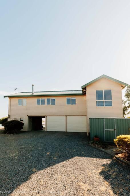 27 Rebecca Street, Wellington Marina