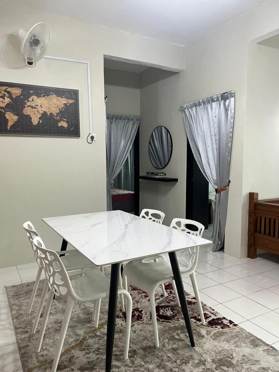 Dsyahna homestay